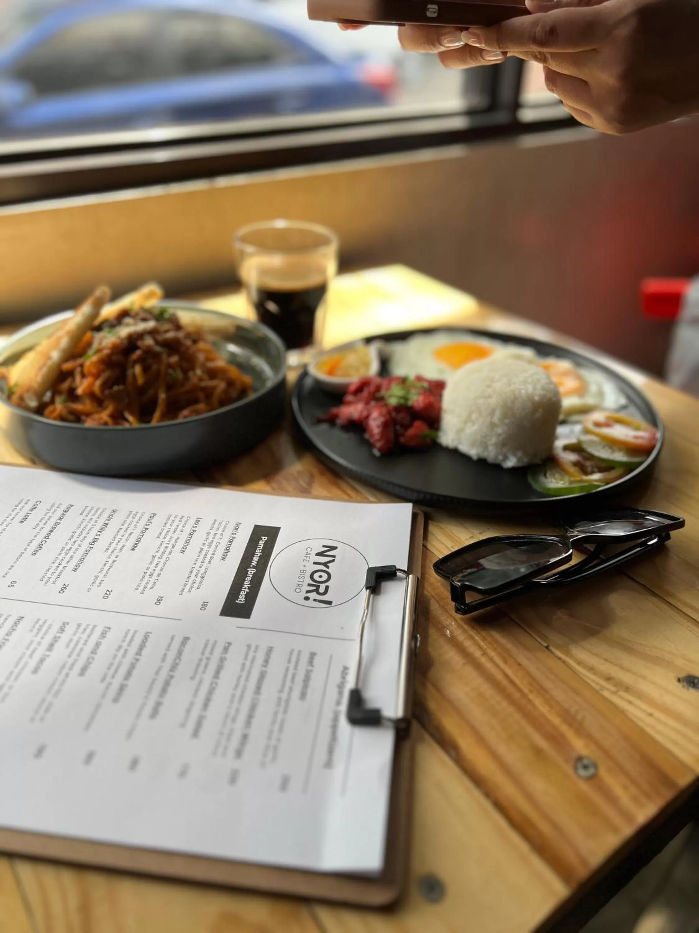 Restaurant/places to eat in HappyNest Hostel Cebu