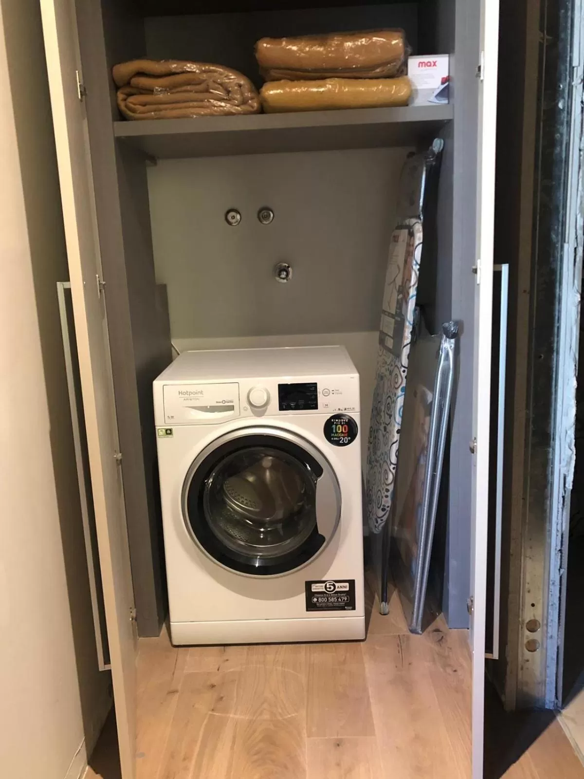 wardrobe in Zanhotel Regina