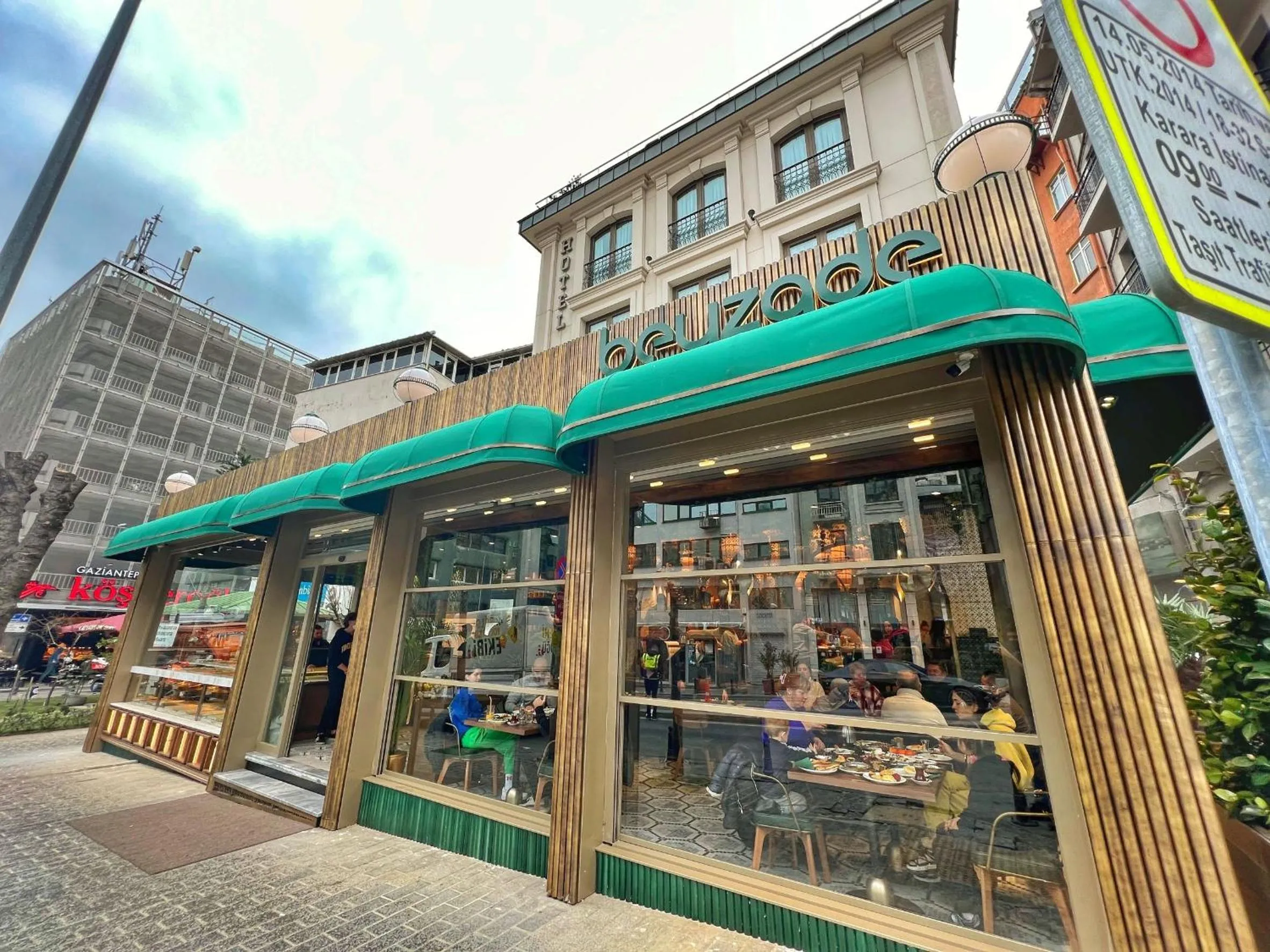 Restaurant/places to eat in Hotel Morione & Spa Center