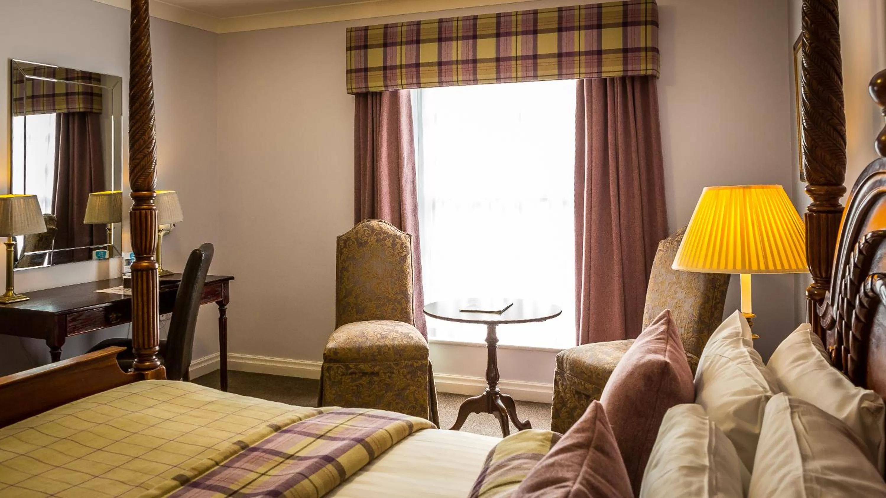 Bedroom, Bed in Best Western Plus West Retford Hotel