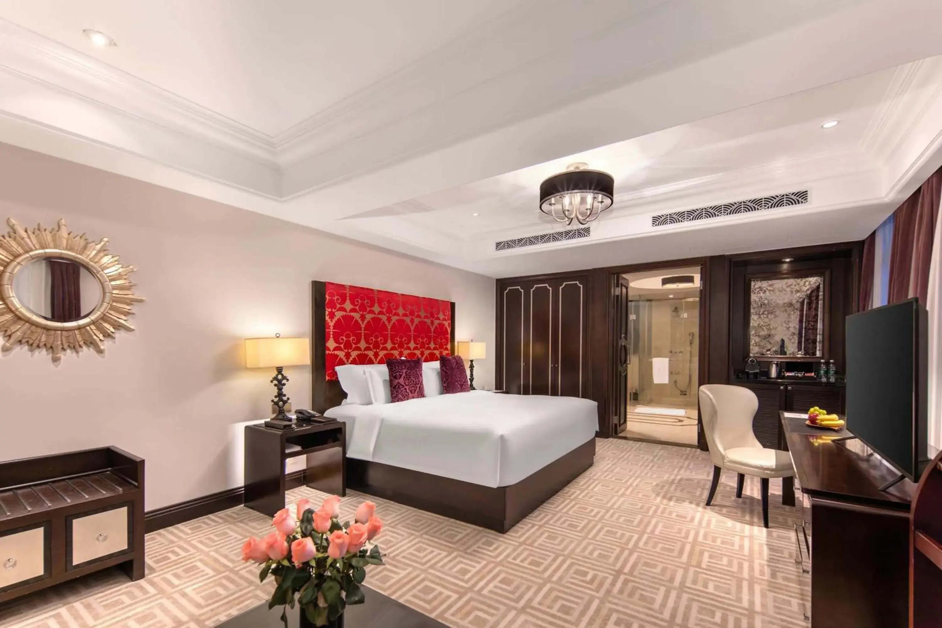 Art Deco Executive Room - Welcome Benefits & Afternoon Tea *1 upon check in day per stay in The Yangtze Boutique Shanghai Art Deco Executive Room - Welcome Benefits & Afternoon Tea *1 upon check in day per stay in The Yangtze Boutique Shanghai
