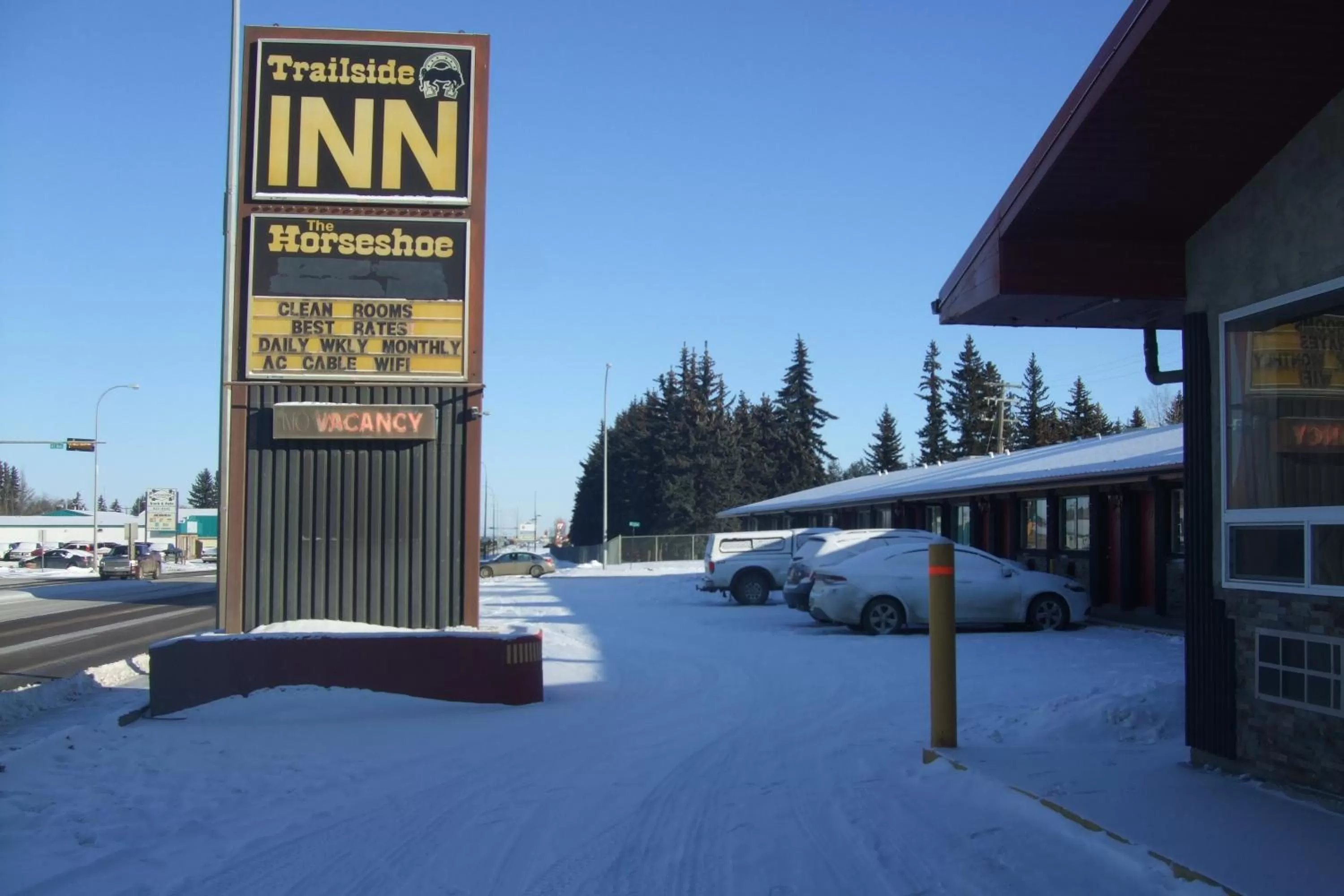 Property building in Trailside Inn