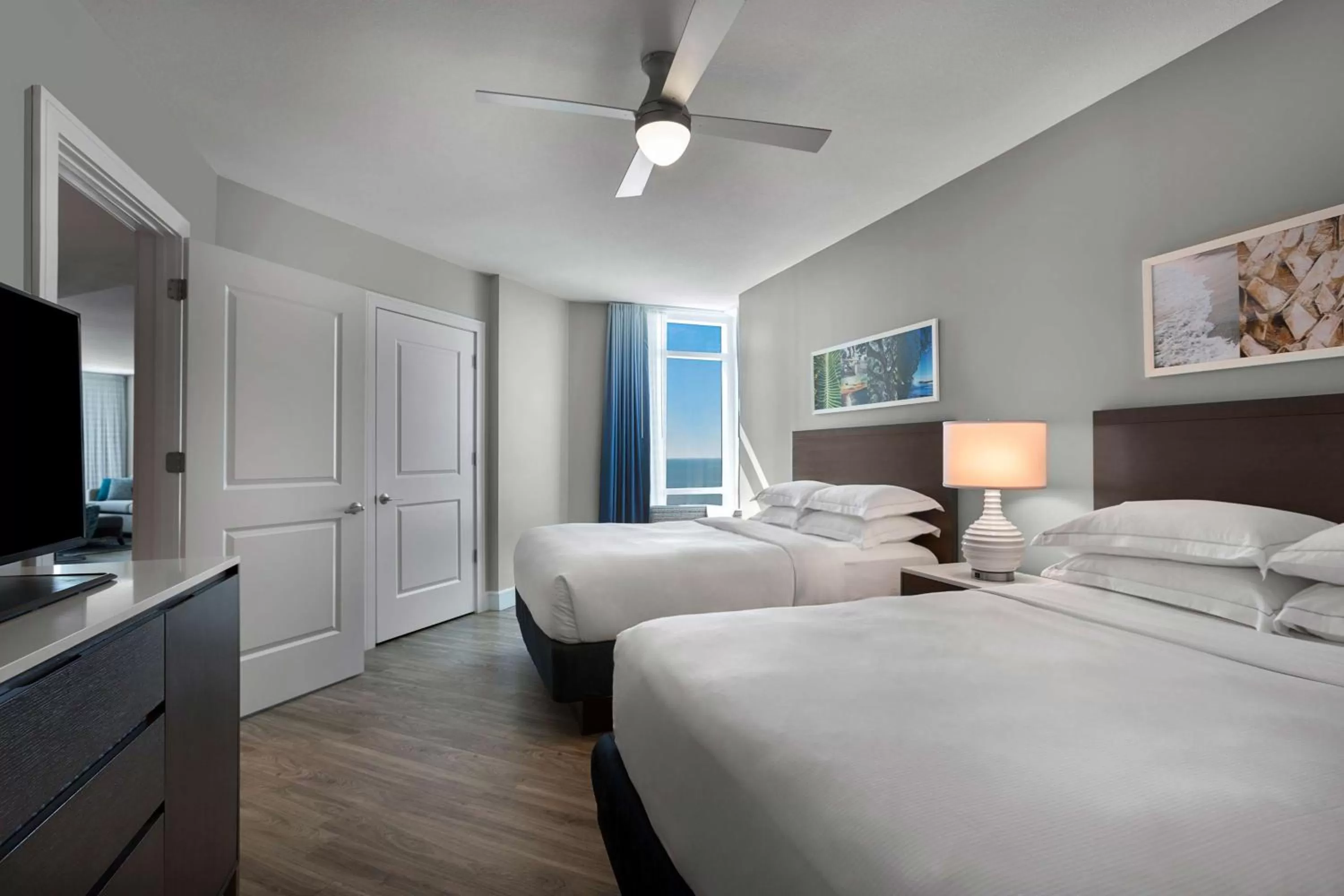 Bed in Hilton Grand Vacations Club Ocean 22 Myrtle Beach