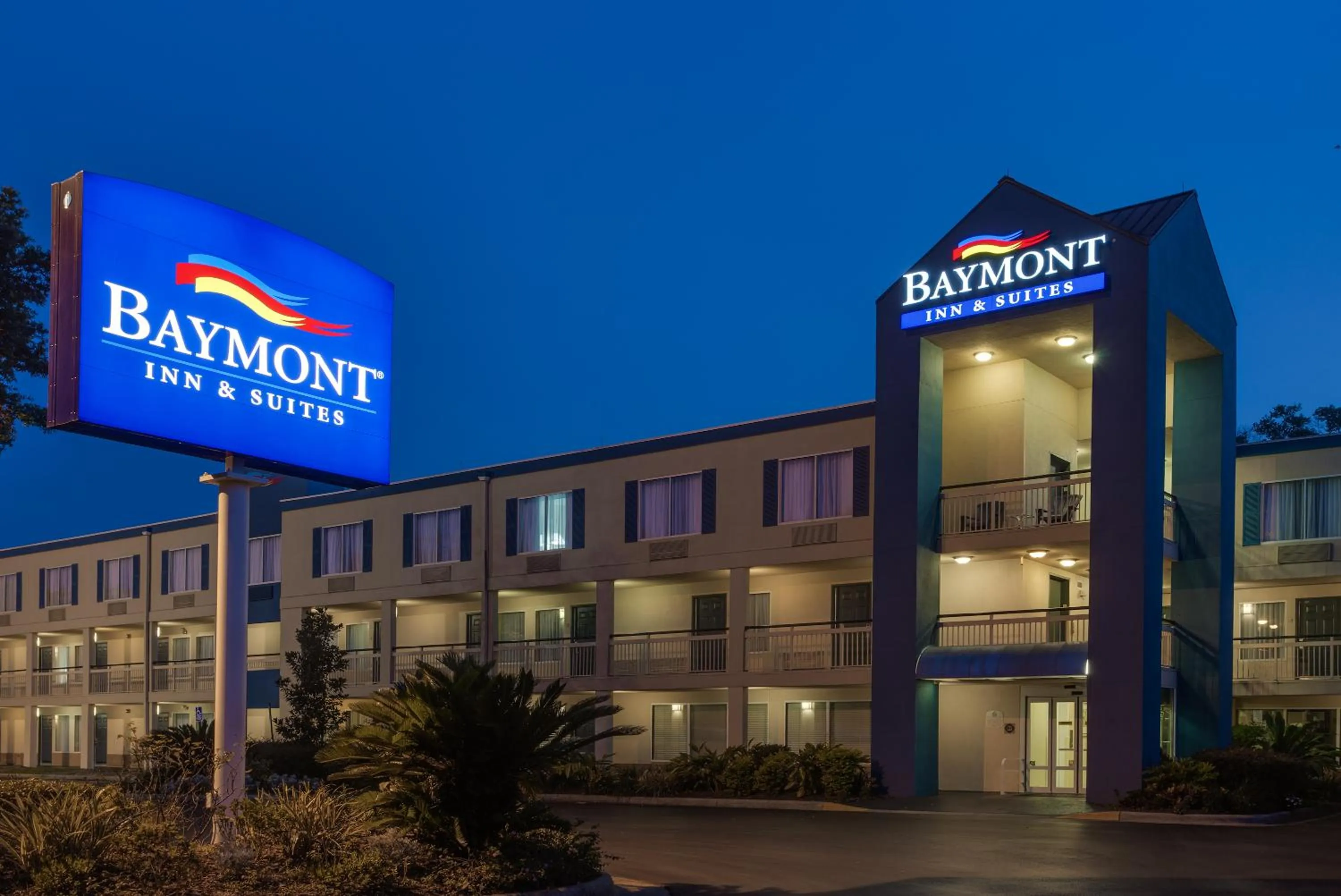 Facade/entrance in Baymont By Wyndham Gainesville I-75