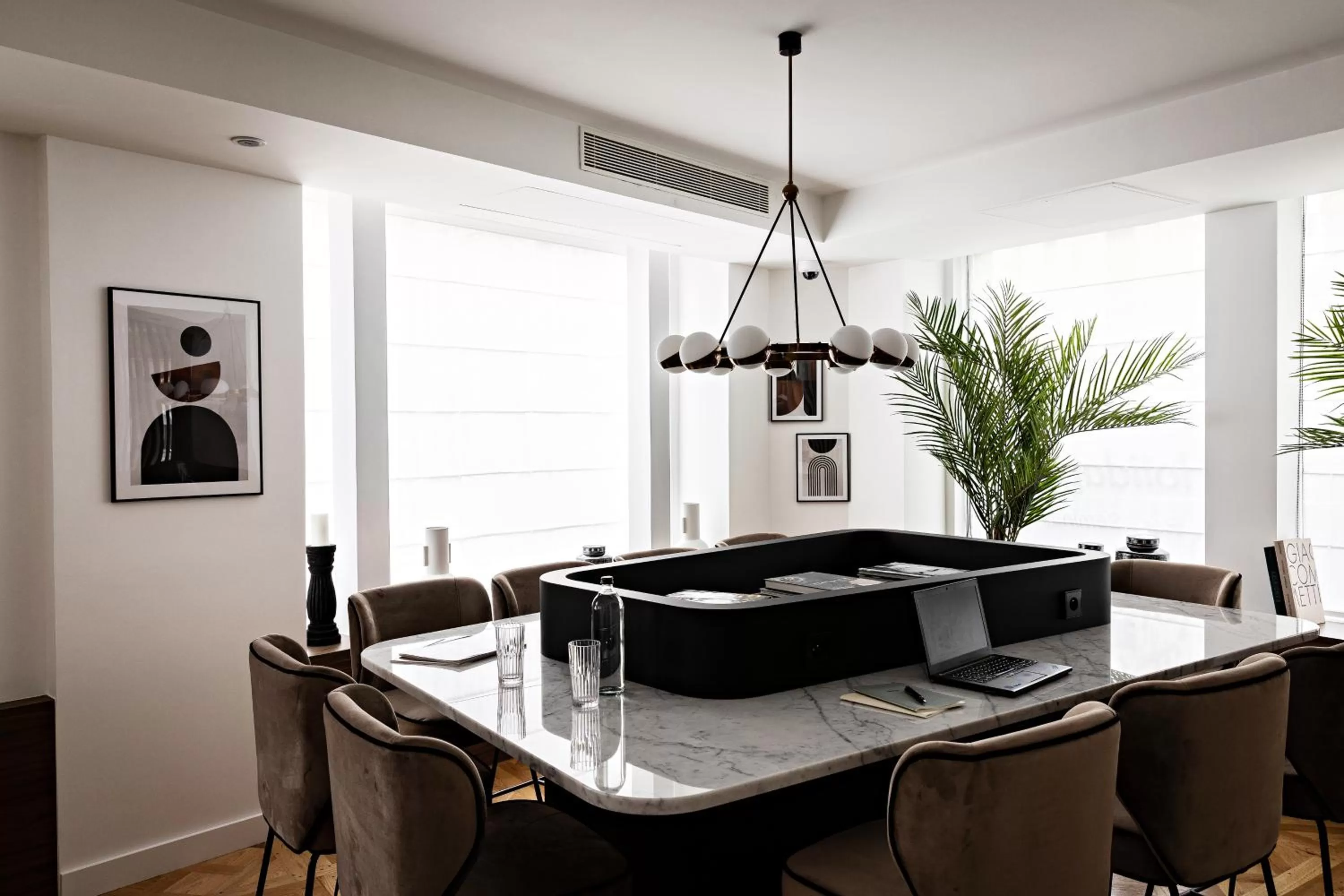 Meeting/conference room in Holiday Inn Paris Palais de l'Elysée by IHG