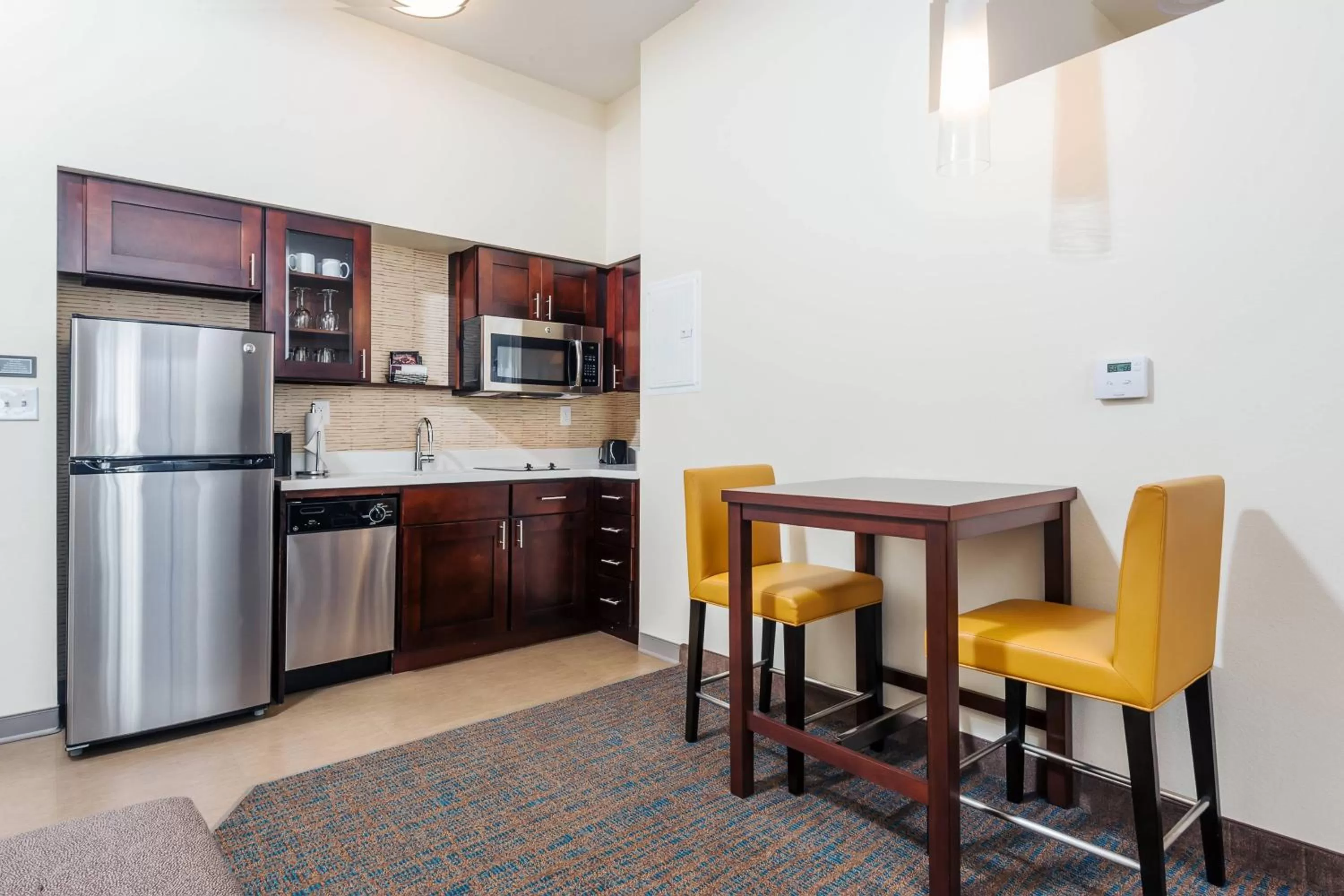 Kitchen or kitchenette in Residence Inn by Marriott Austin Airport