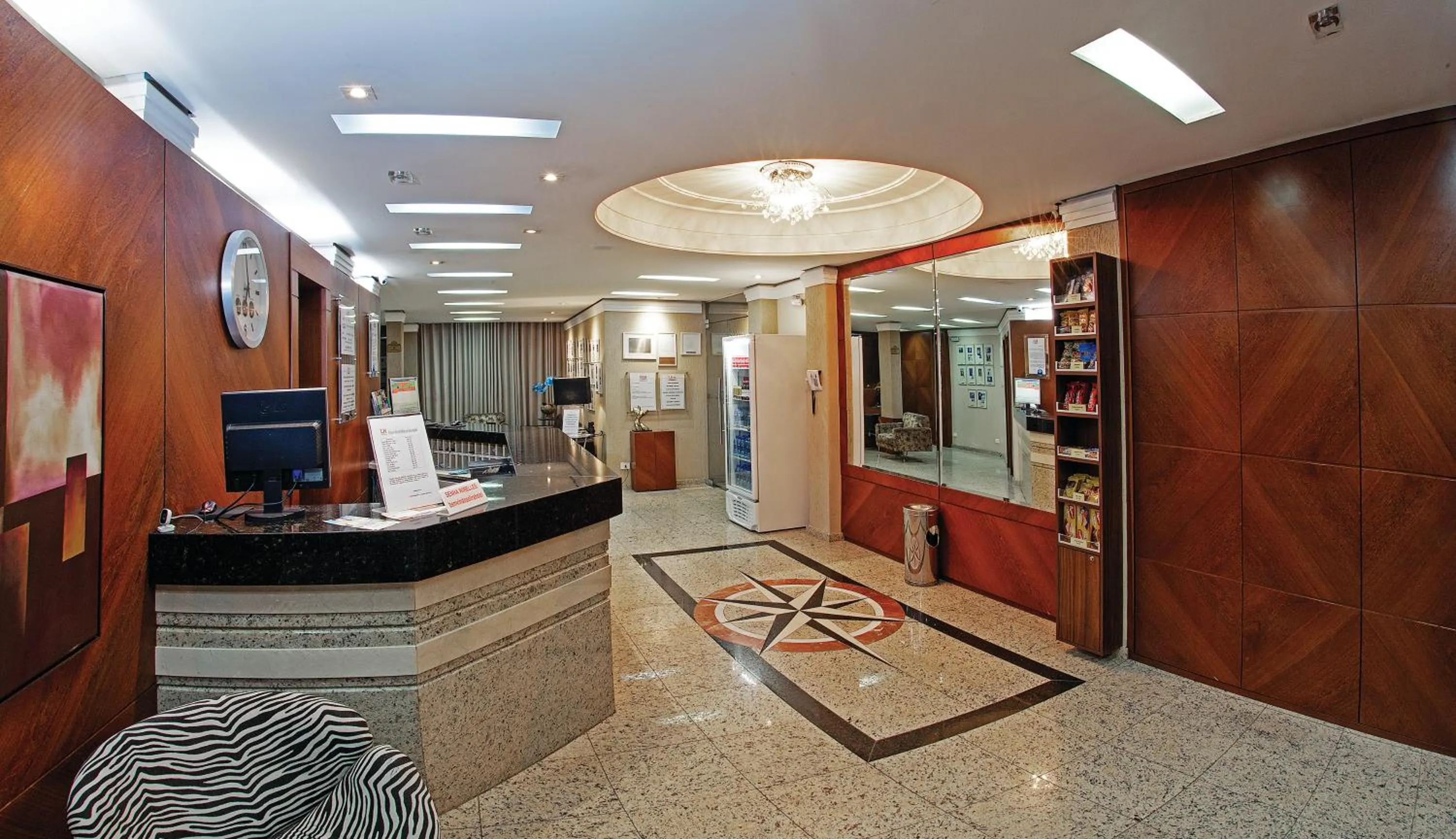 Lobby or reception in Lira Hotel