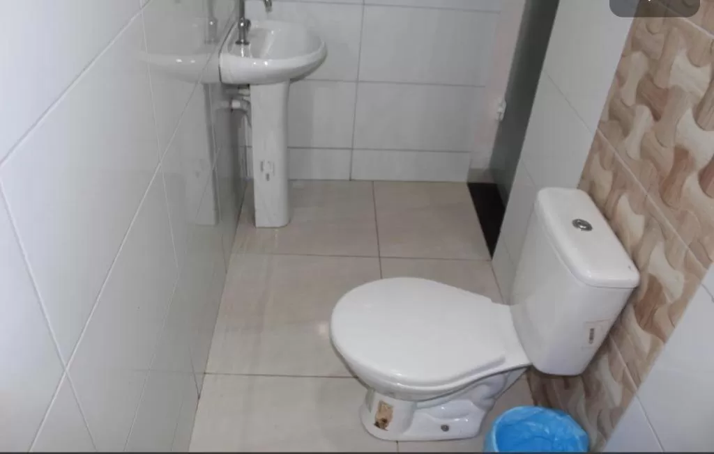 Bathroom in Hotel Cumbica Guarulhos