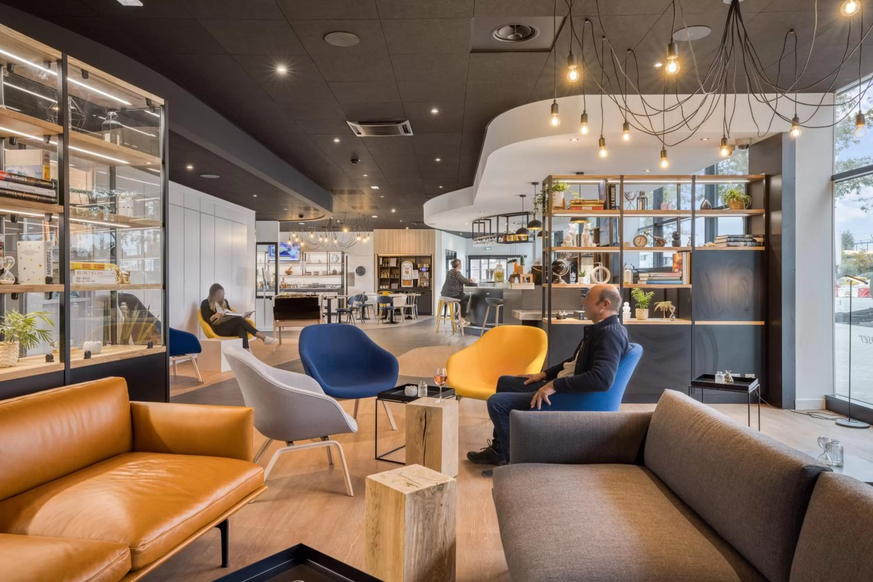Lounge or bar in Campanile Rennes Sud - Saint Jacques