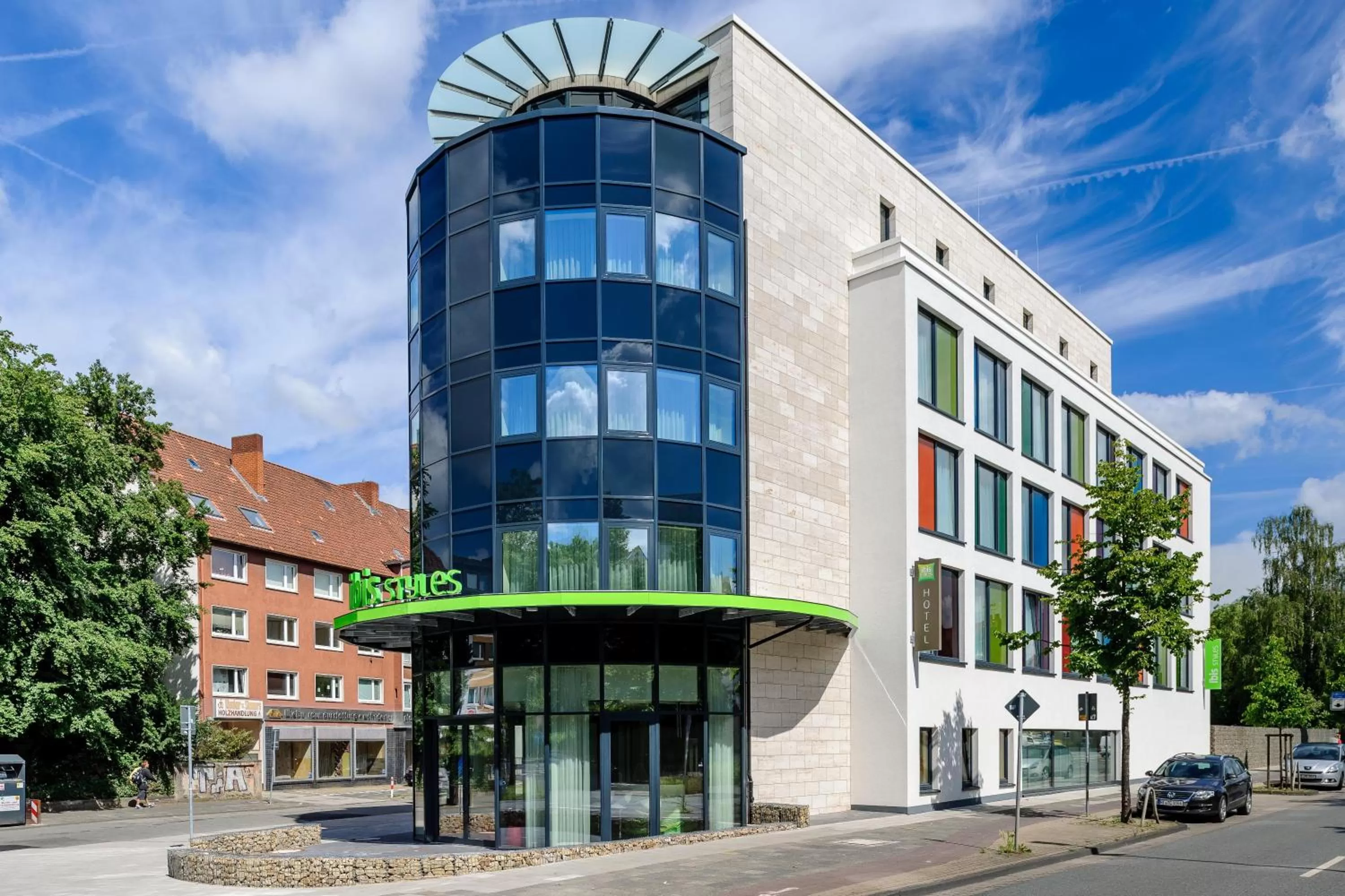 Facade/entrance, Property Building in Ibis Styles Hildesheim