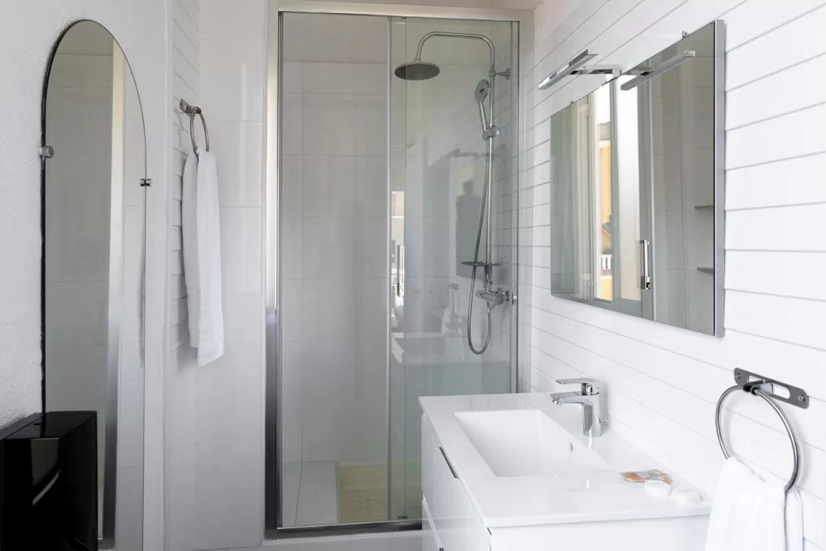 Bathroom in Hotel Marengo