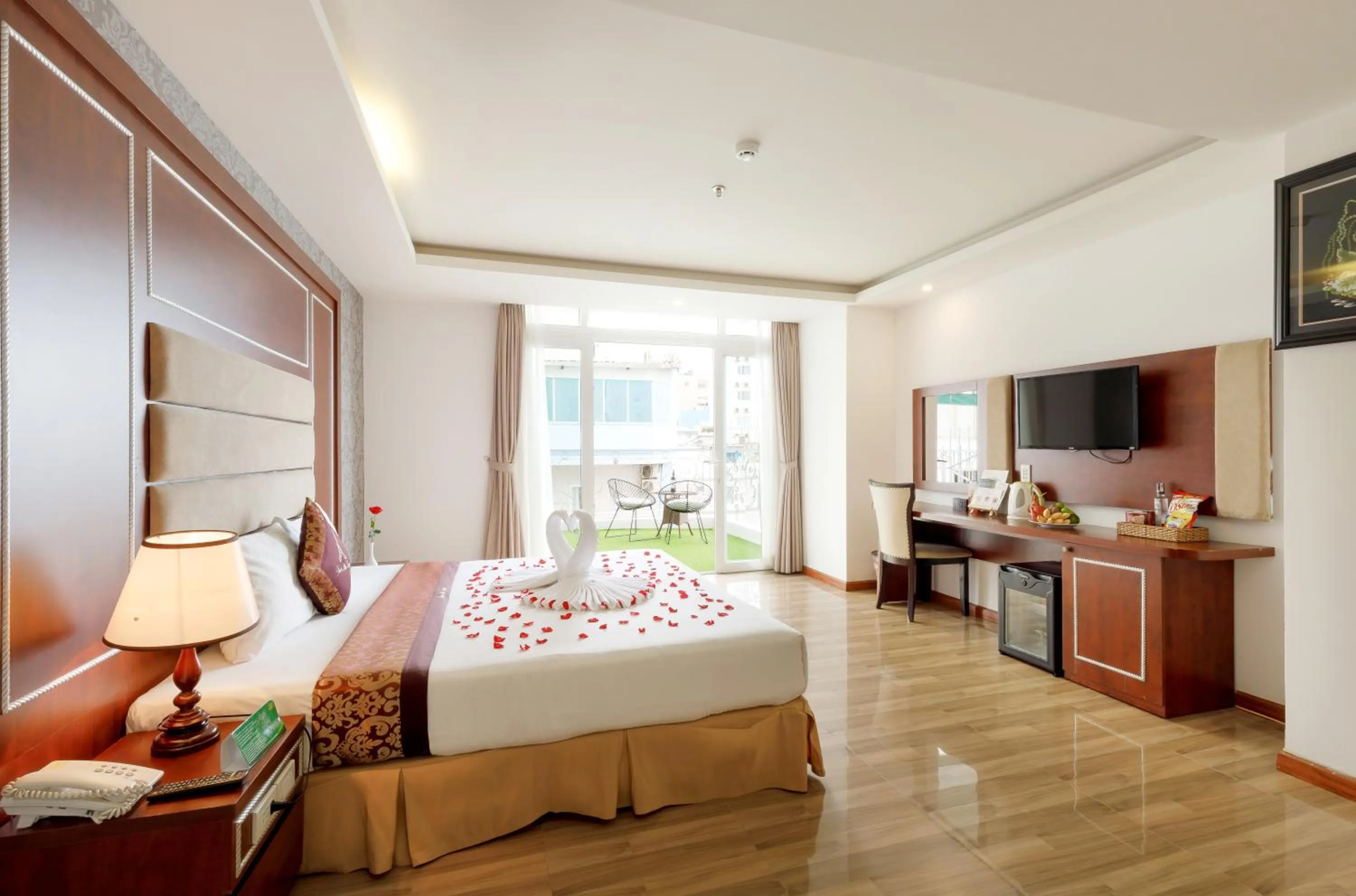 Living room, Bed in Paris Luxury Hotel & Apartment Nha Trang