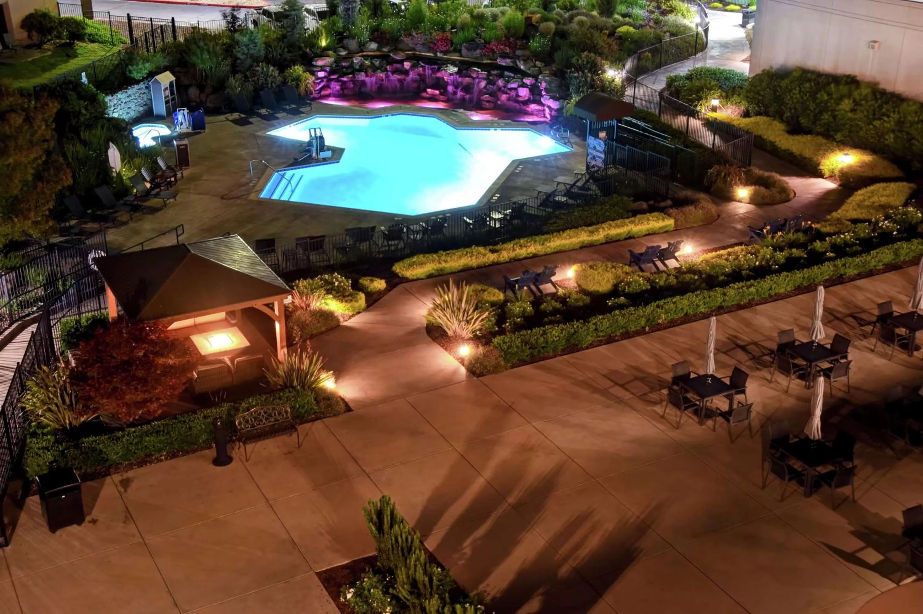 Pool view in DoubleTree by Hilton Pleasanton at The Club