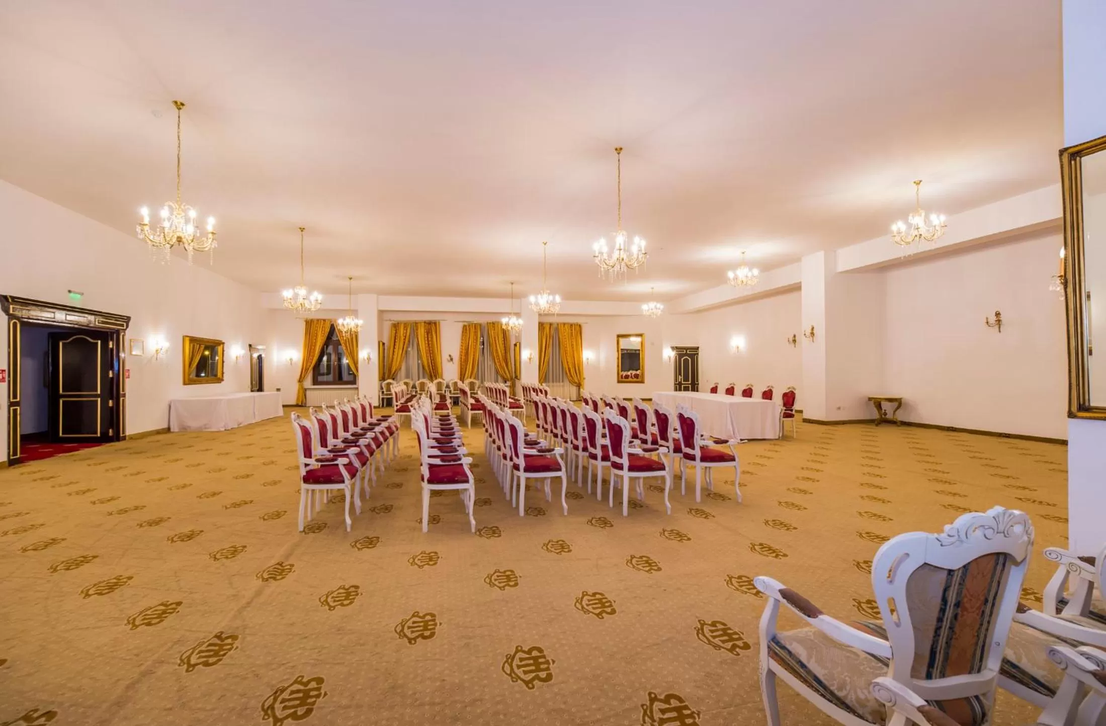 Banquet/Function facilities in Aurelius Imparatul Romanilor Hotel & SPA