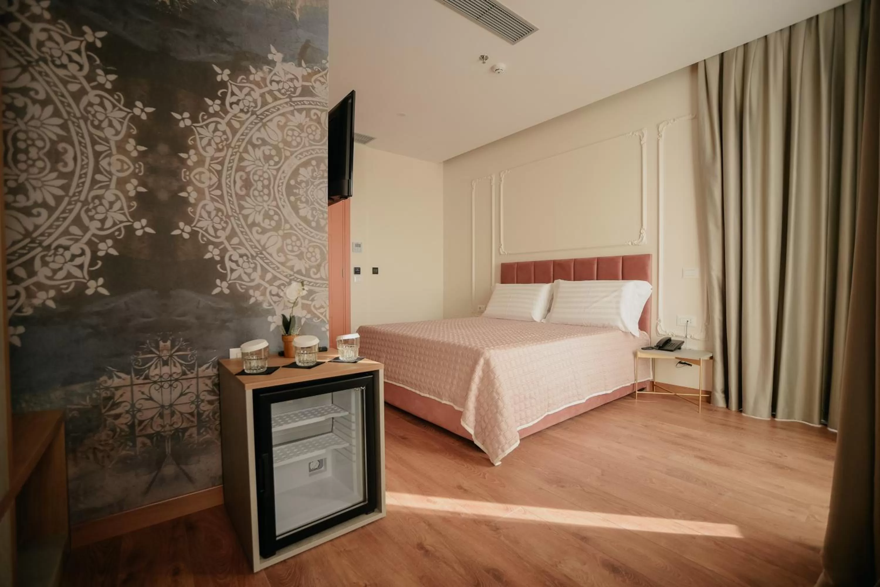 oven in Martiness Hotel Durres