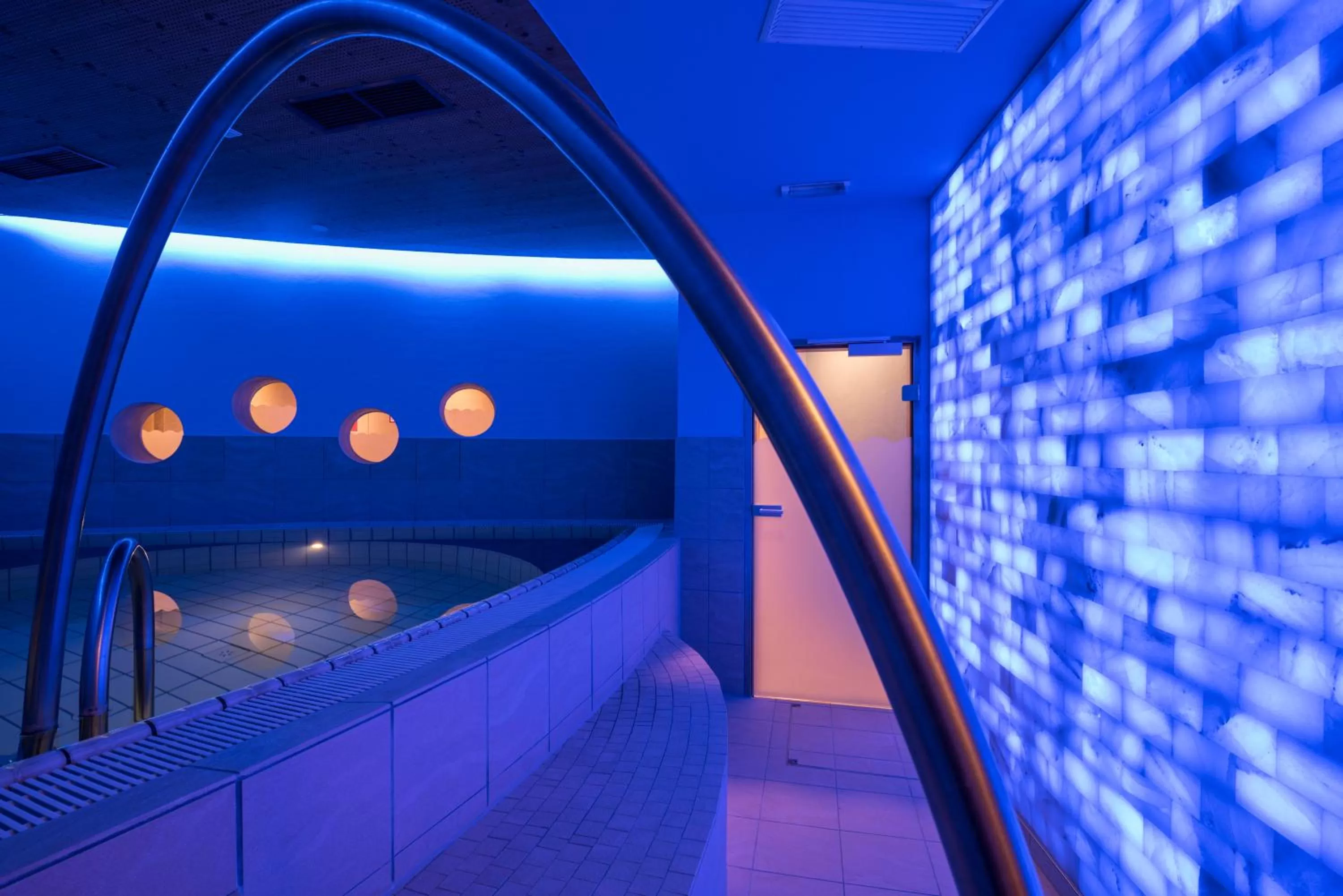 Hot Spring Bath in Hotel & Spa Larimar