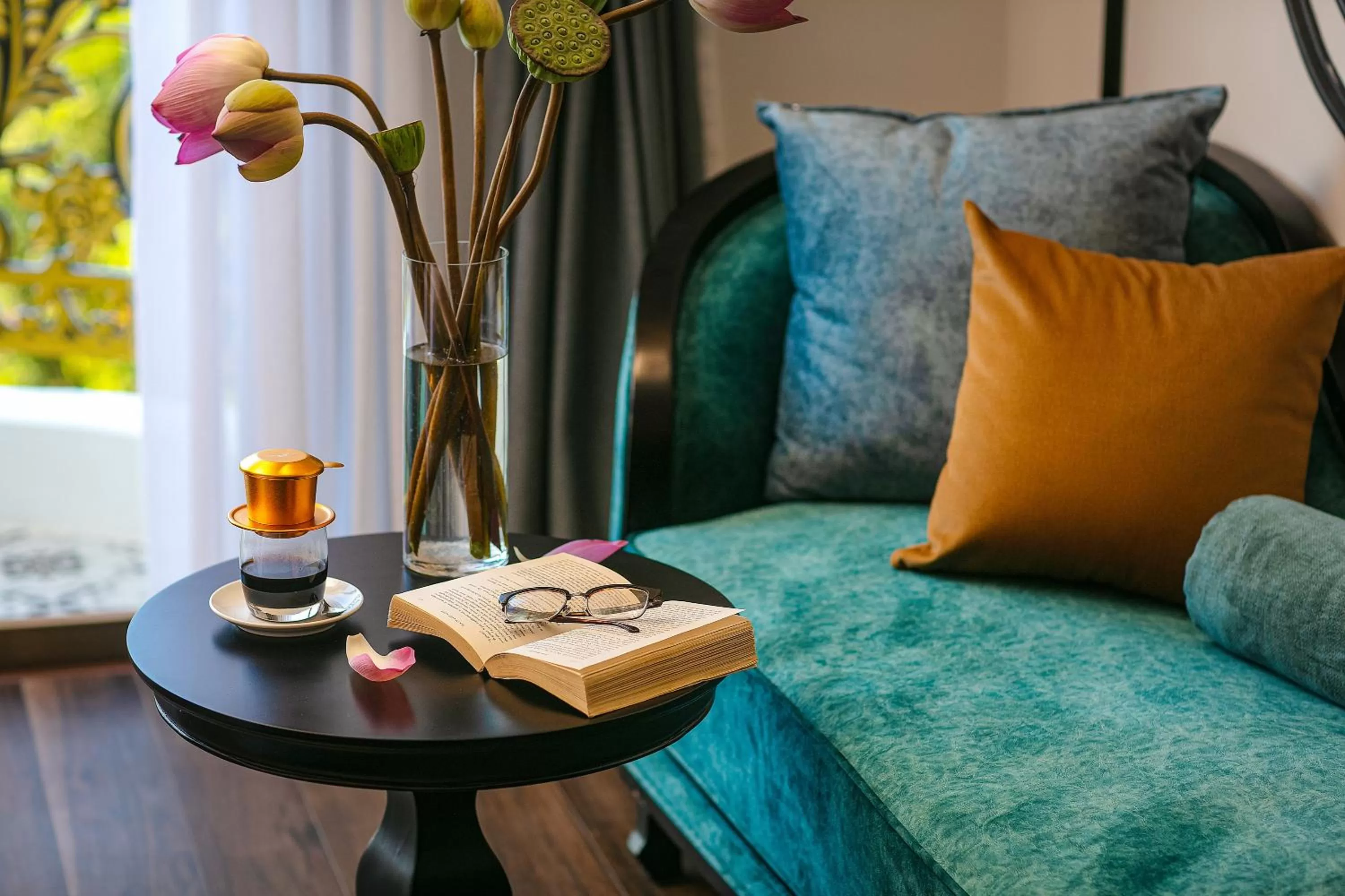 Living room in Grand Sunrise Palace Hoi An- A Luxury Indochine Hotel & Spa