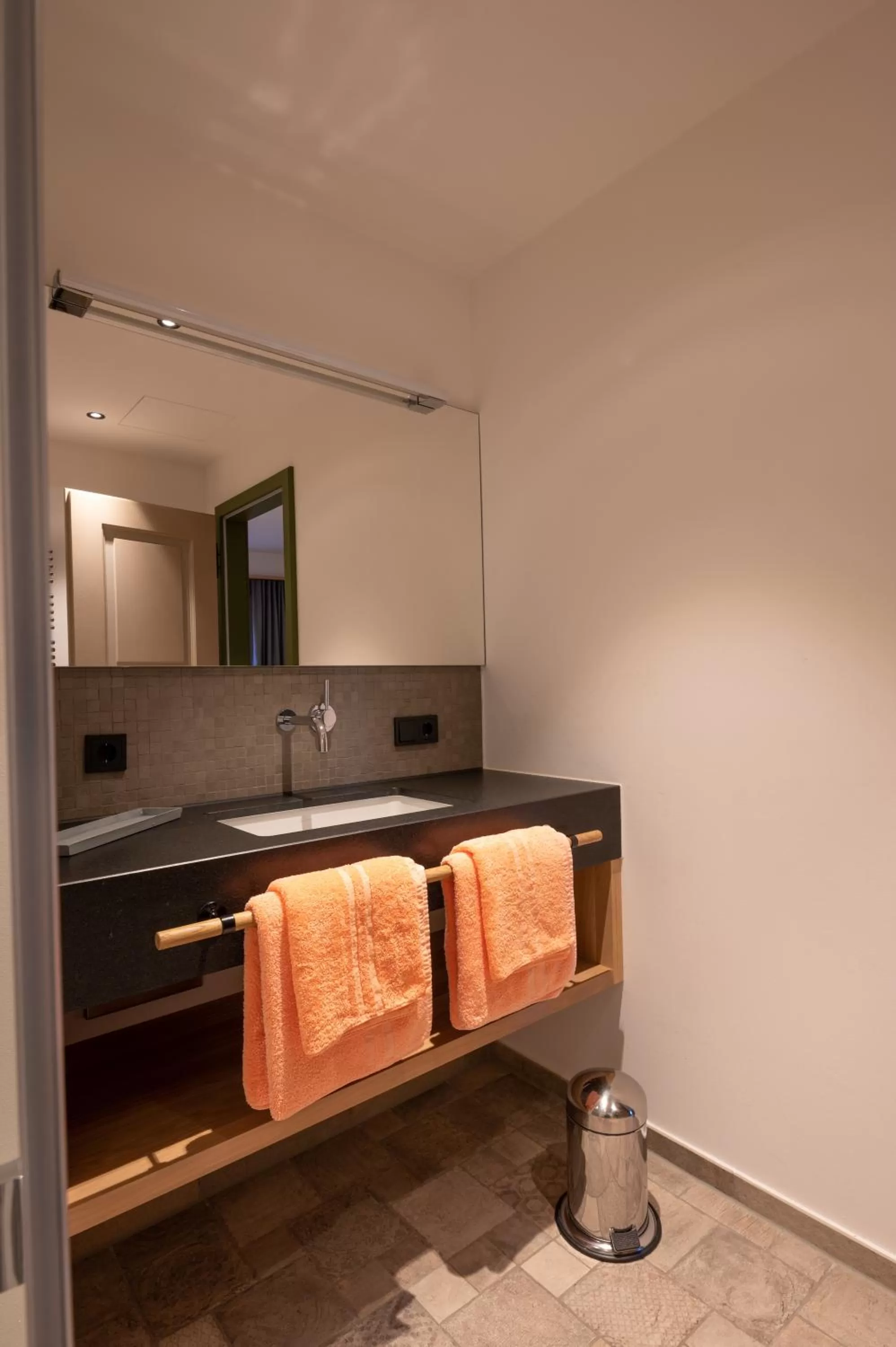 Bathroom in LANDHOTEL ALTE ZOLLSTATION- Historical Building