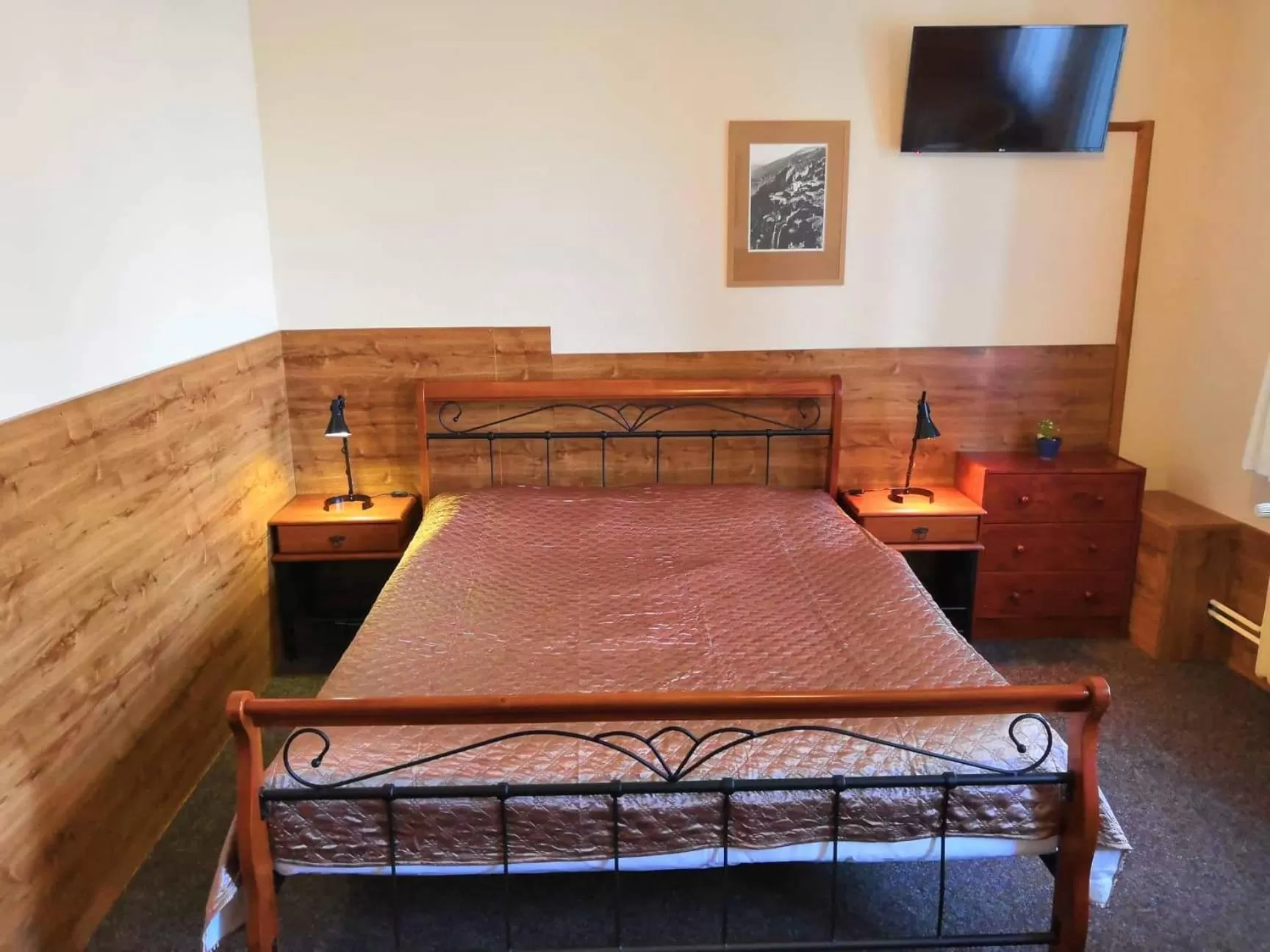 Photo of the whole room, Bed in Hotel Alfa