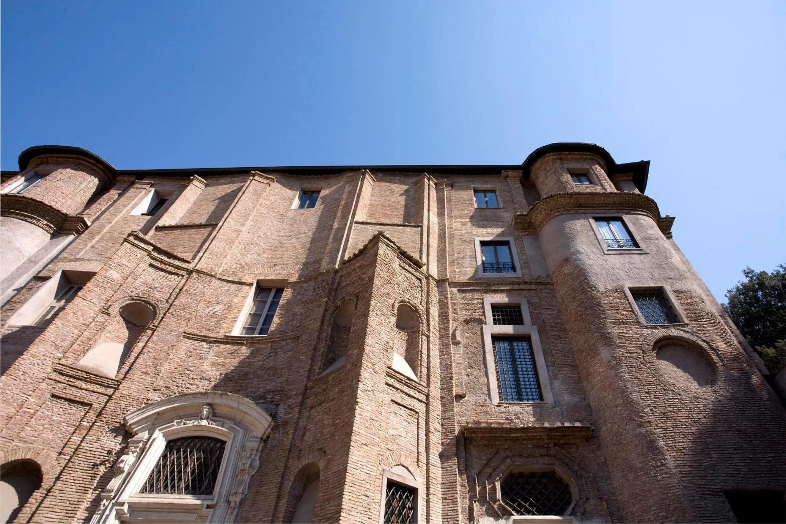 Property building in Donna Camilla Savelli - VRetreats