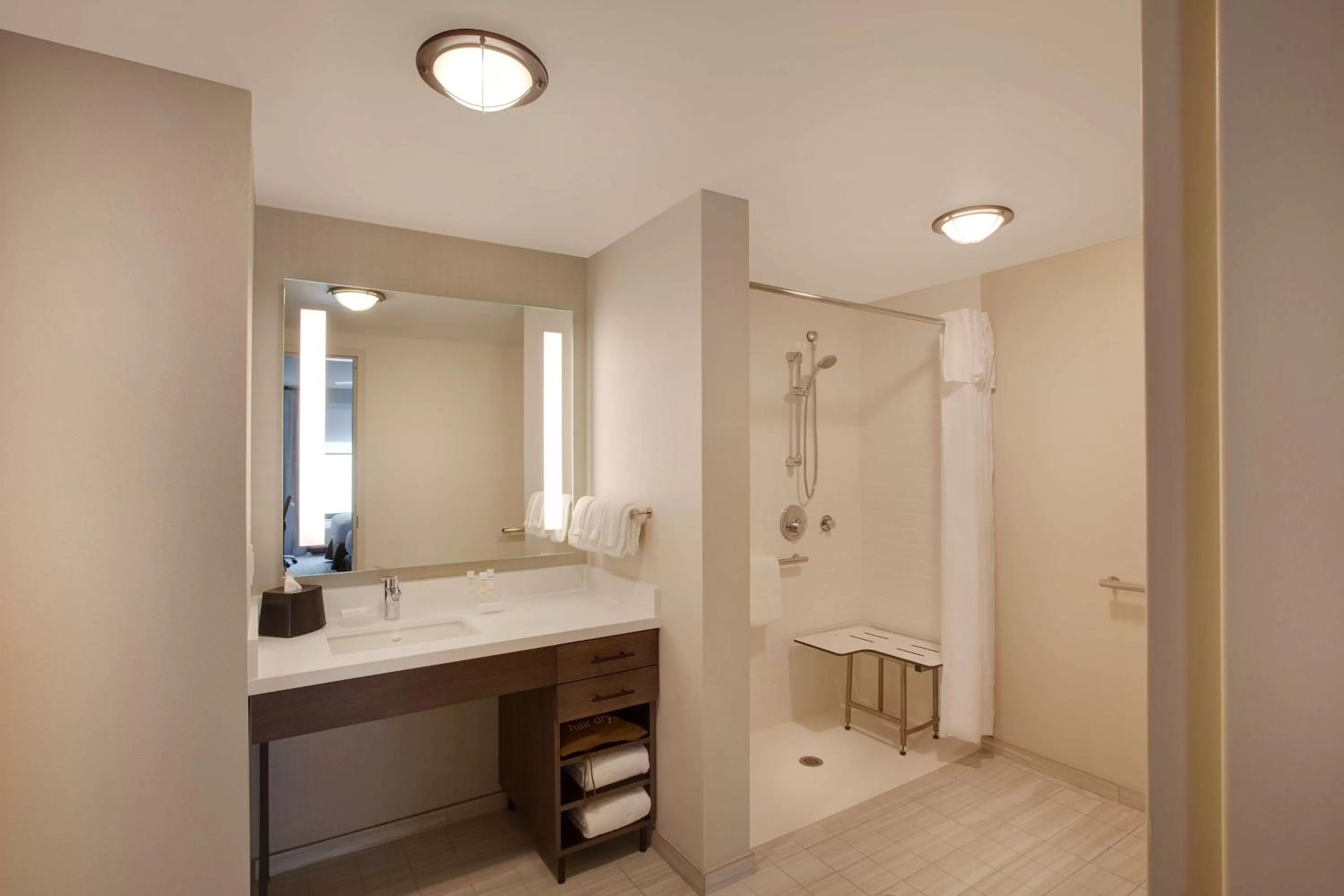 Bathroom in Homewood Suites By Hilton Louisville Downtown