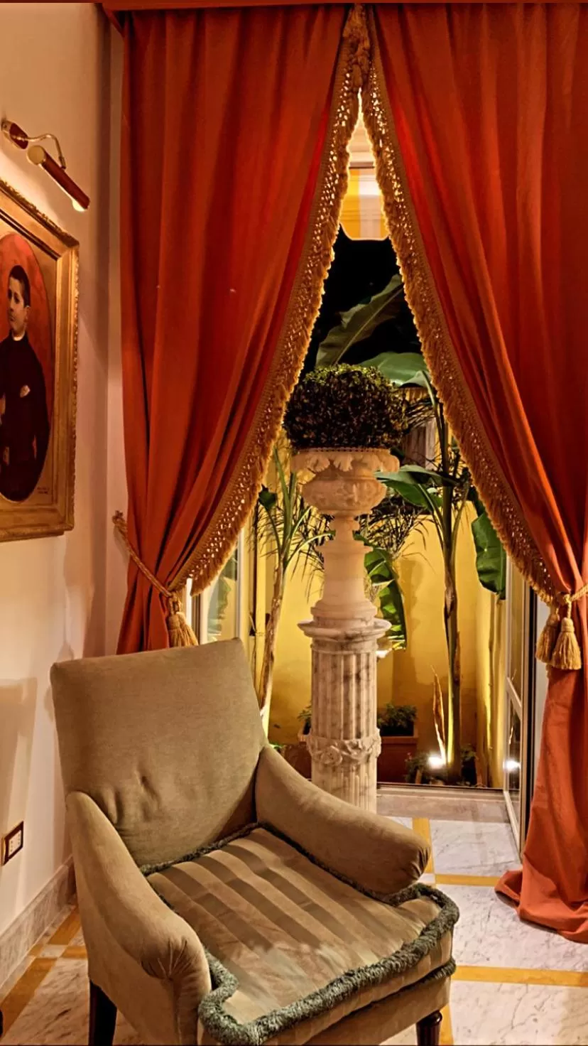 Seating area in Palazzo Cherubini-Pools & Wellness