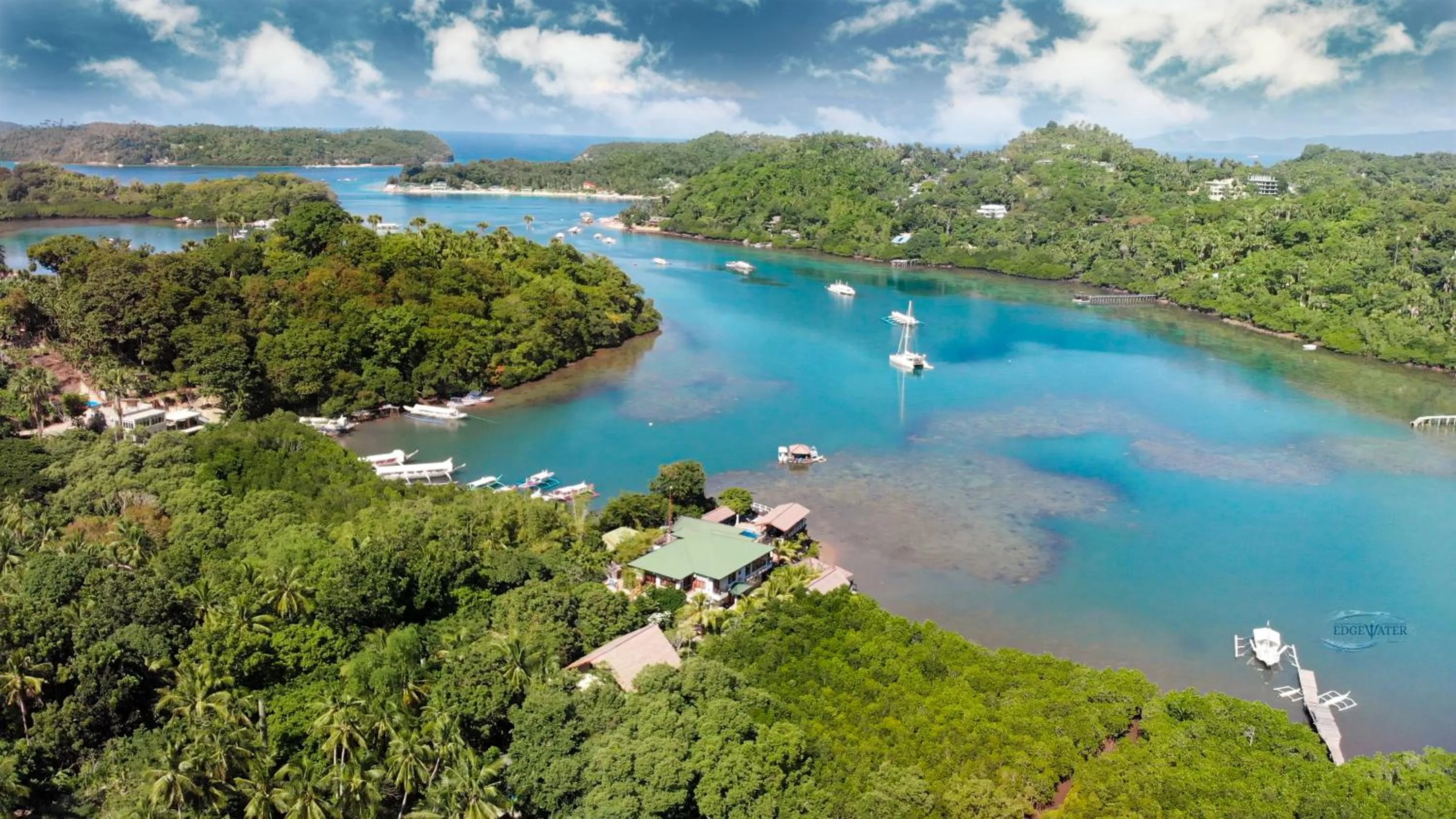 Property building in Edgewater Dive & Spa Resort