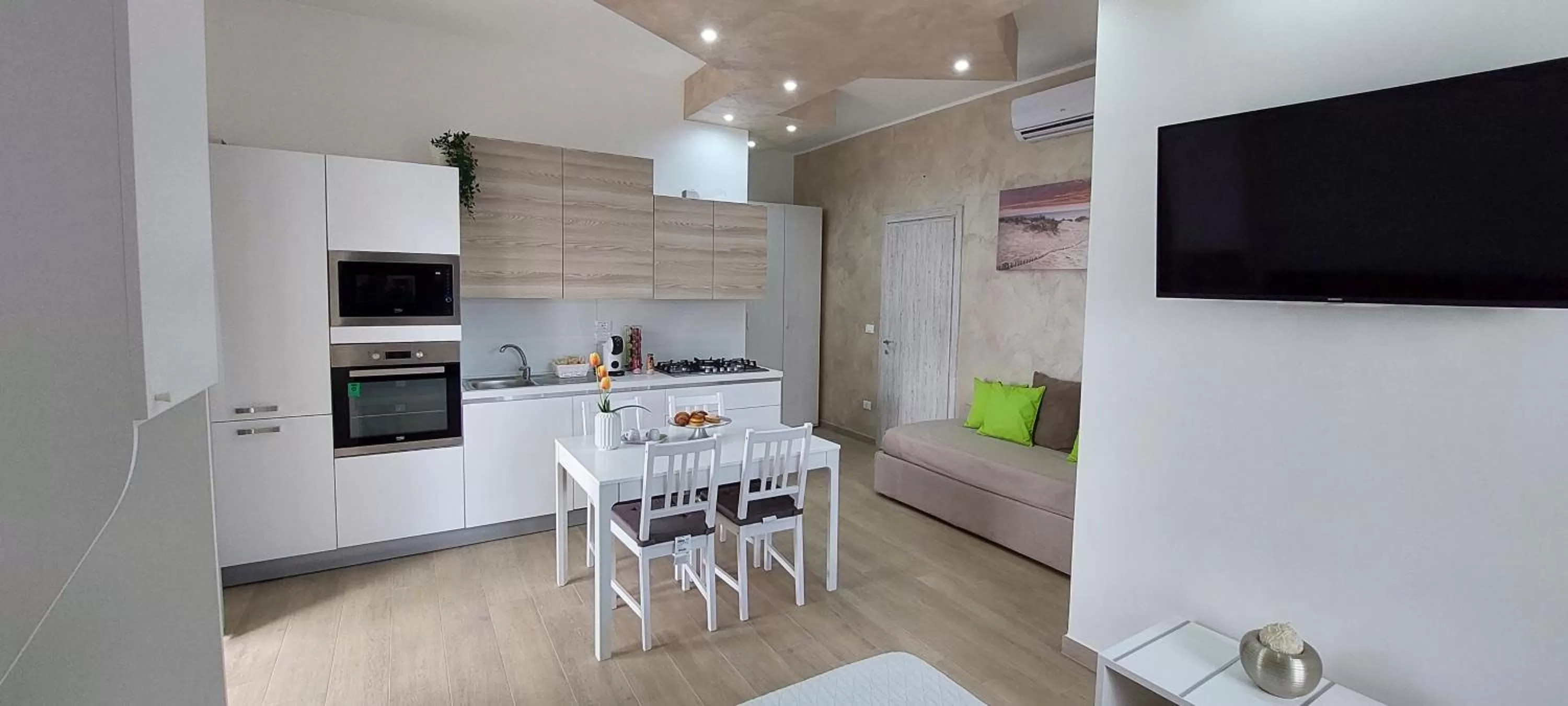 kitchen, Dining Area in B&B Villa Noemi