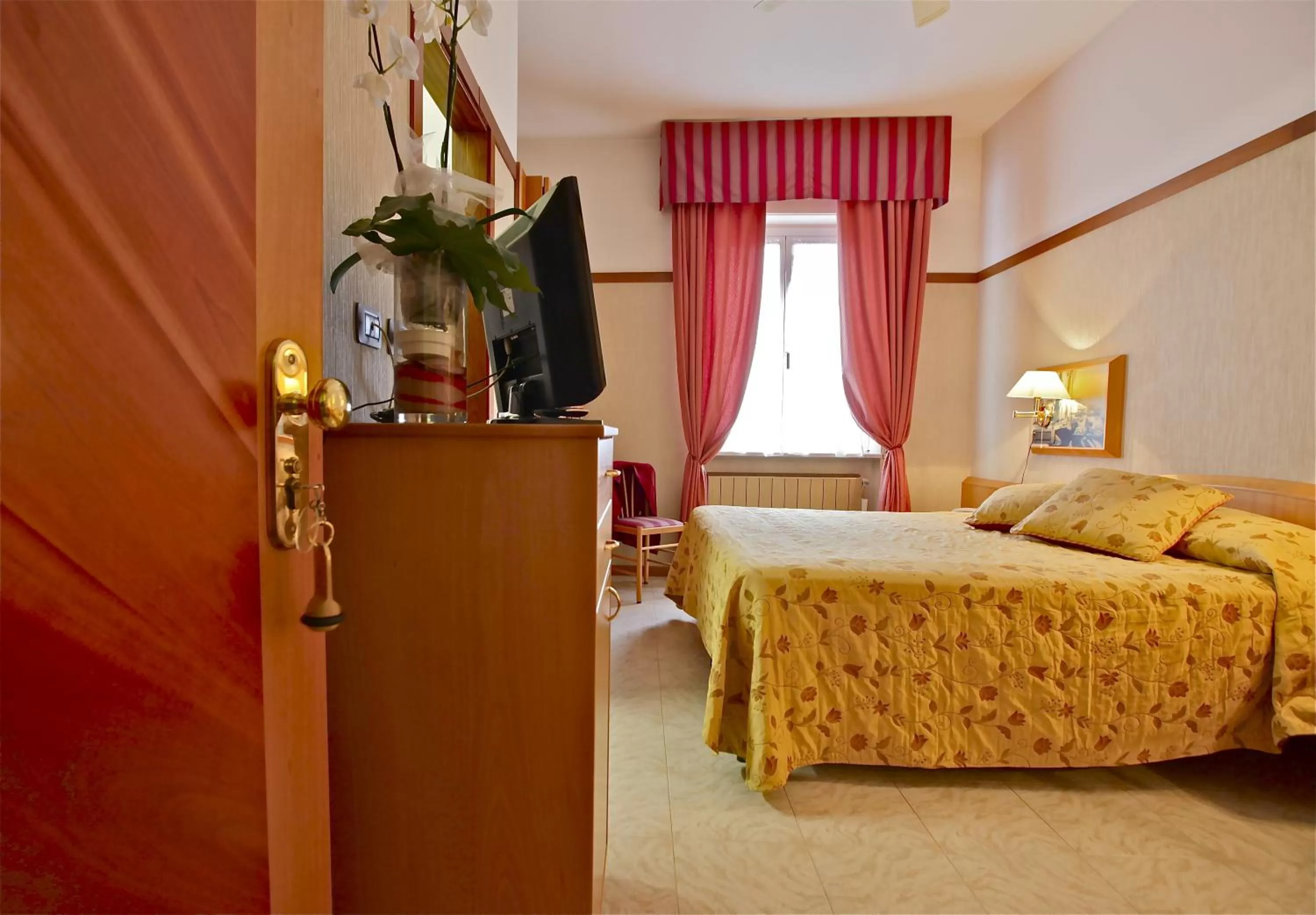 Double or Twin Room - single occupancy in Hotel Monte Rosa
