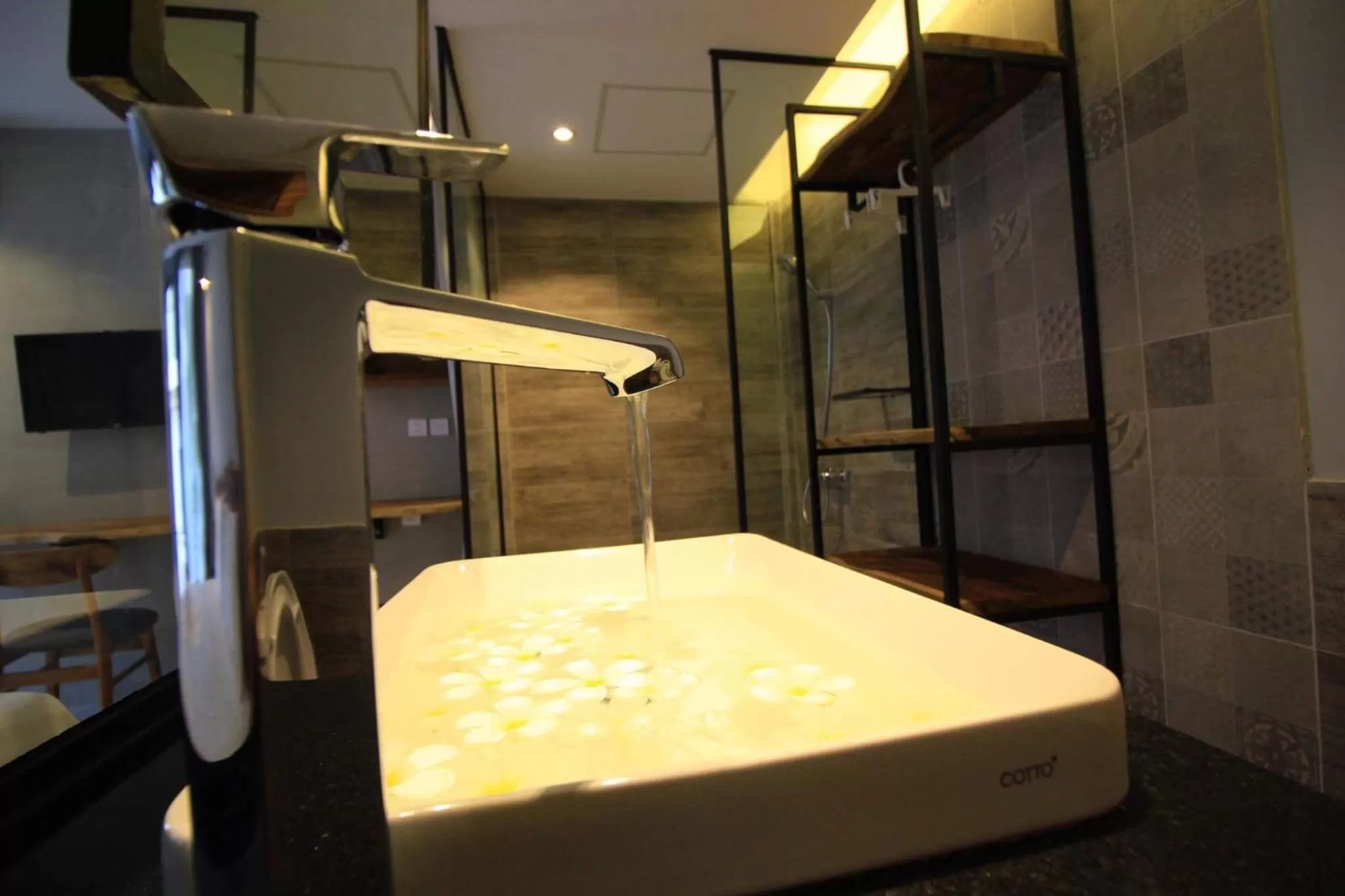 Bathroom, Bed in BK Hotel