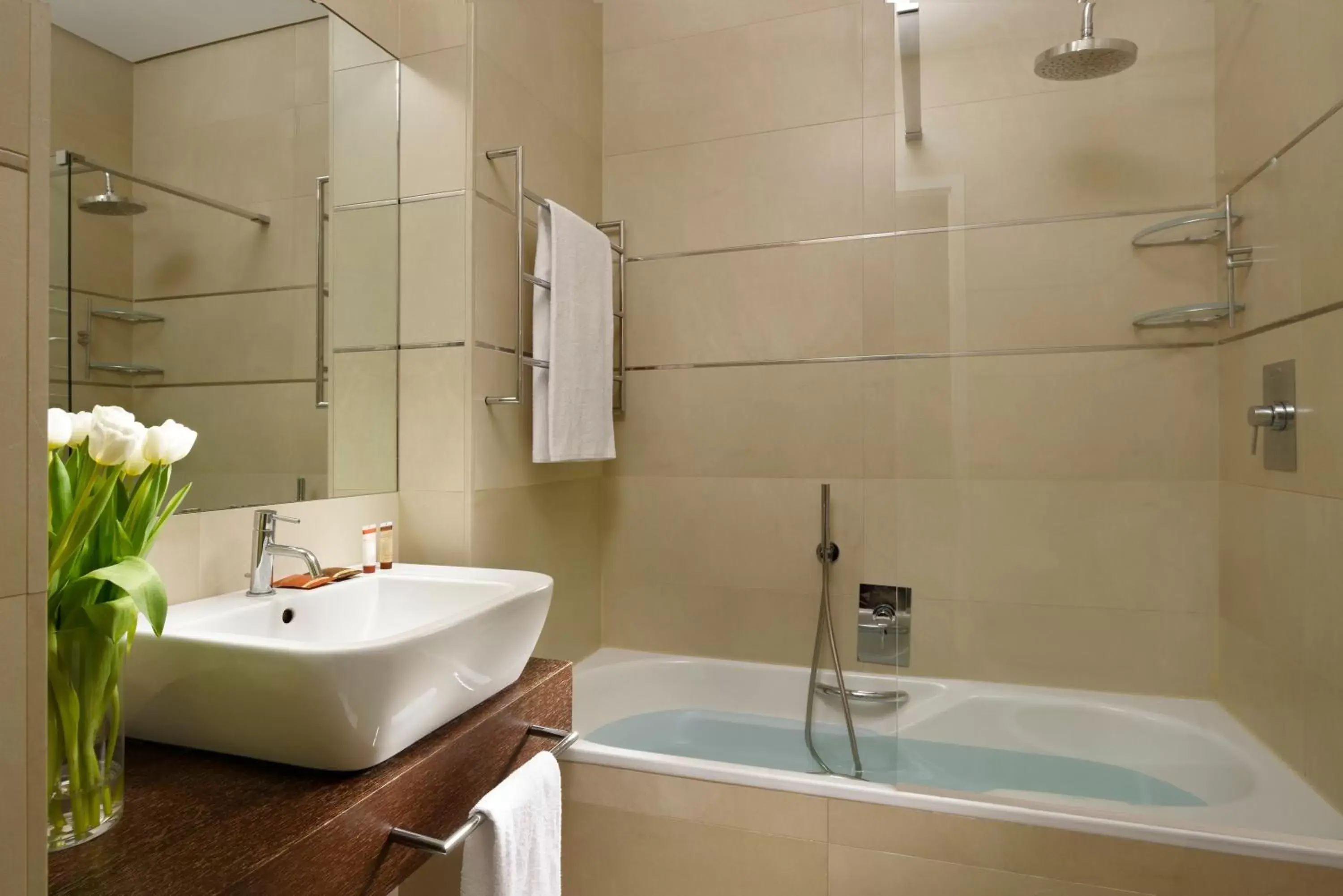 Comfort Double or Twin Room - single occupancy in Hotel La Favorita Comfort Double or Twin Room - single occupancy in Hotel La Favorita