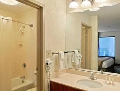 Baymont by Wyndham Macon I-75