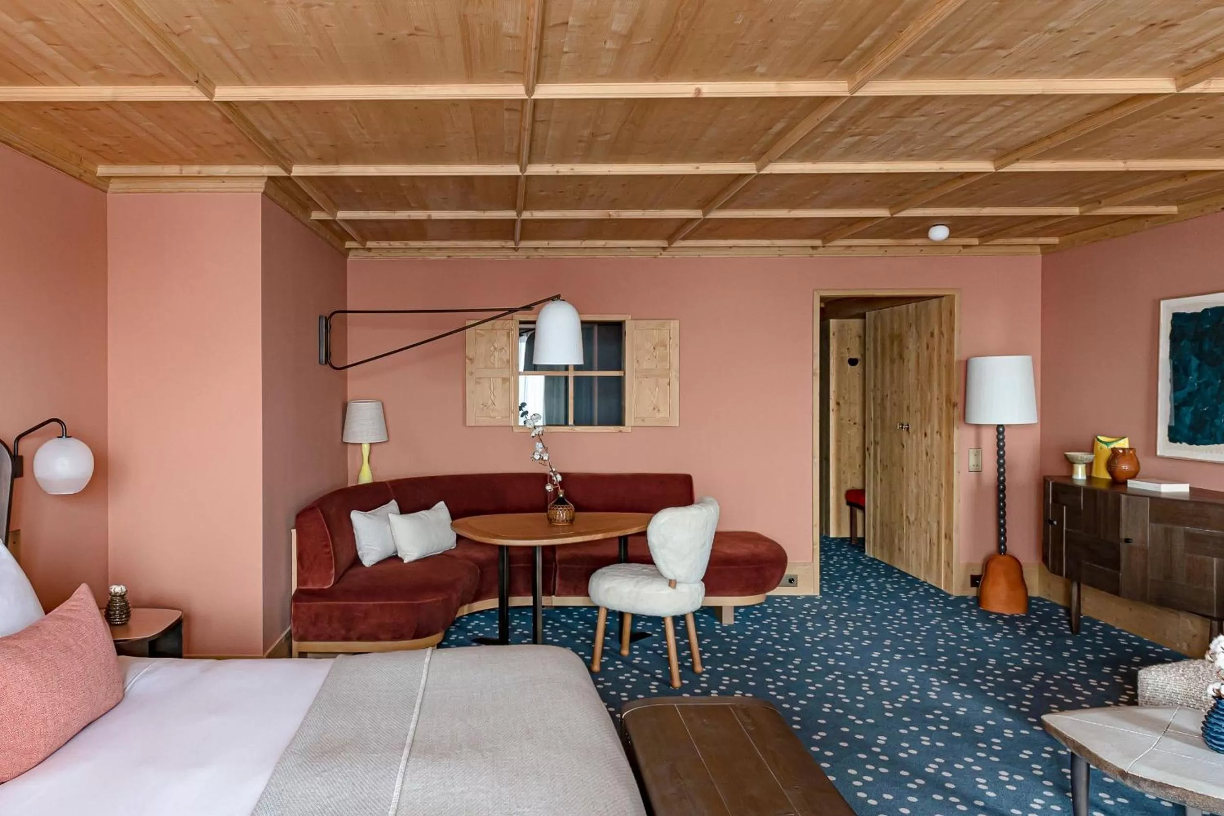 Bedroom, Bed in Hotel Le Coucou Méribel