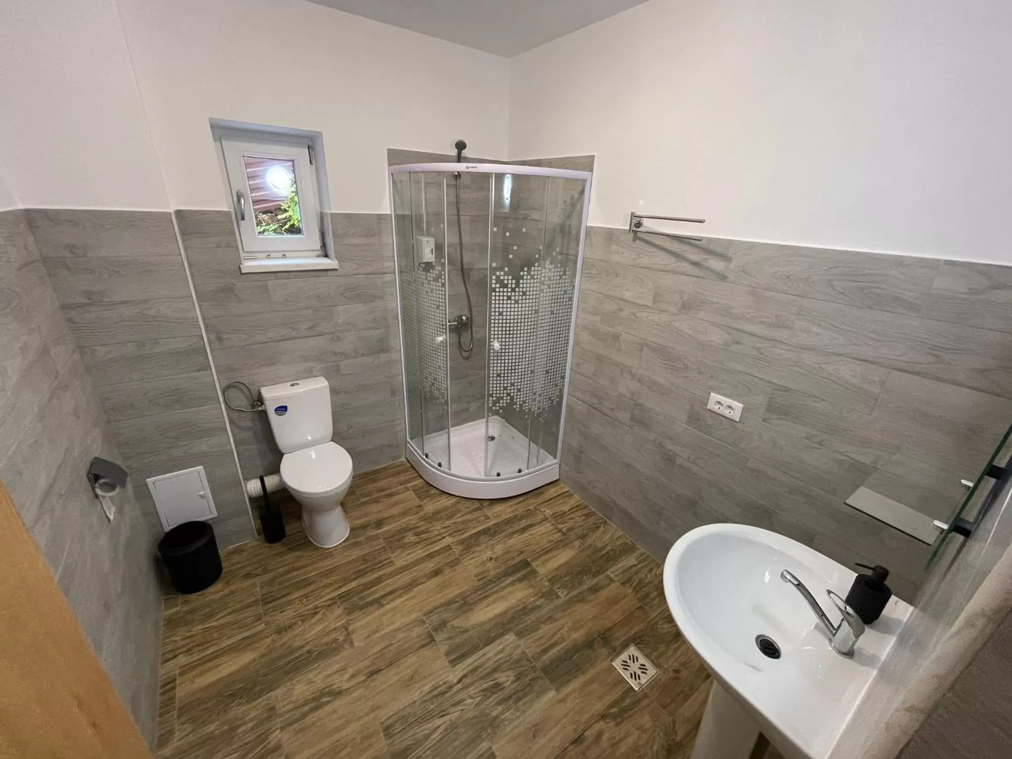 Cazare apartamente LAVI-TOUR Tg Neamț