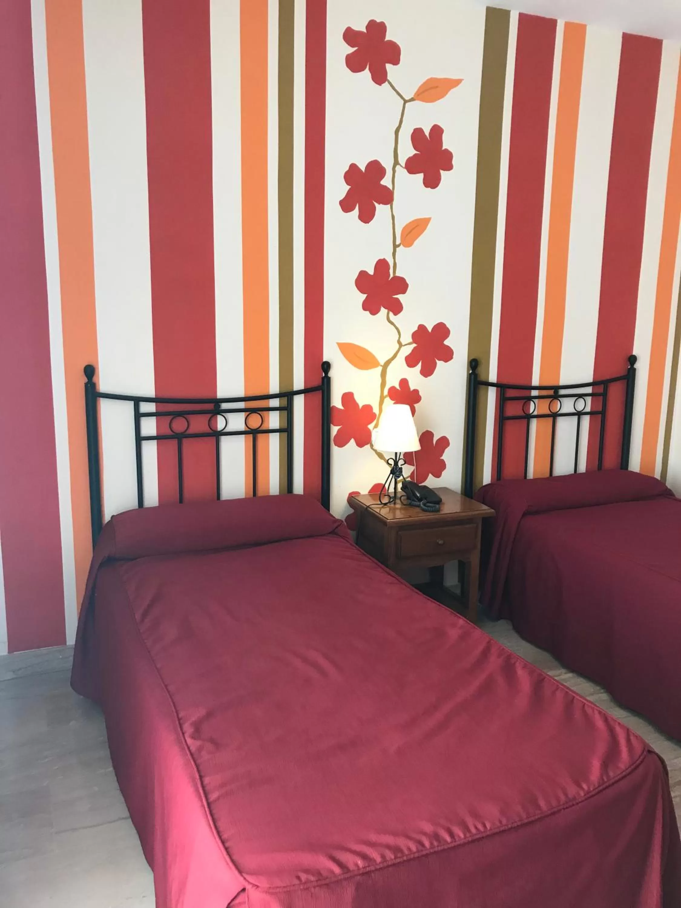 Bed in Hotel Las Rosas