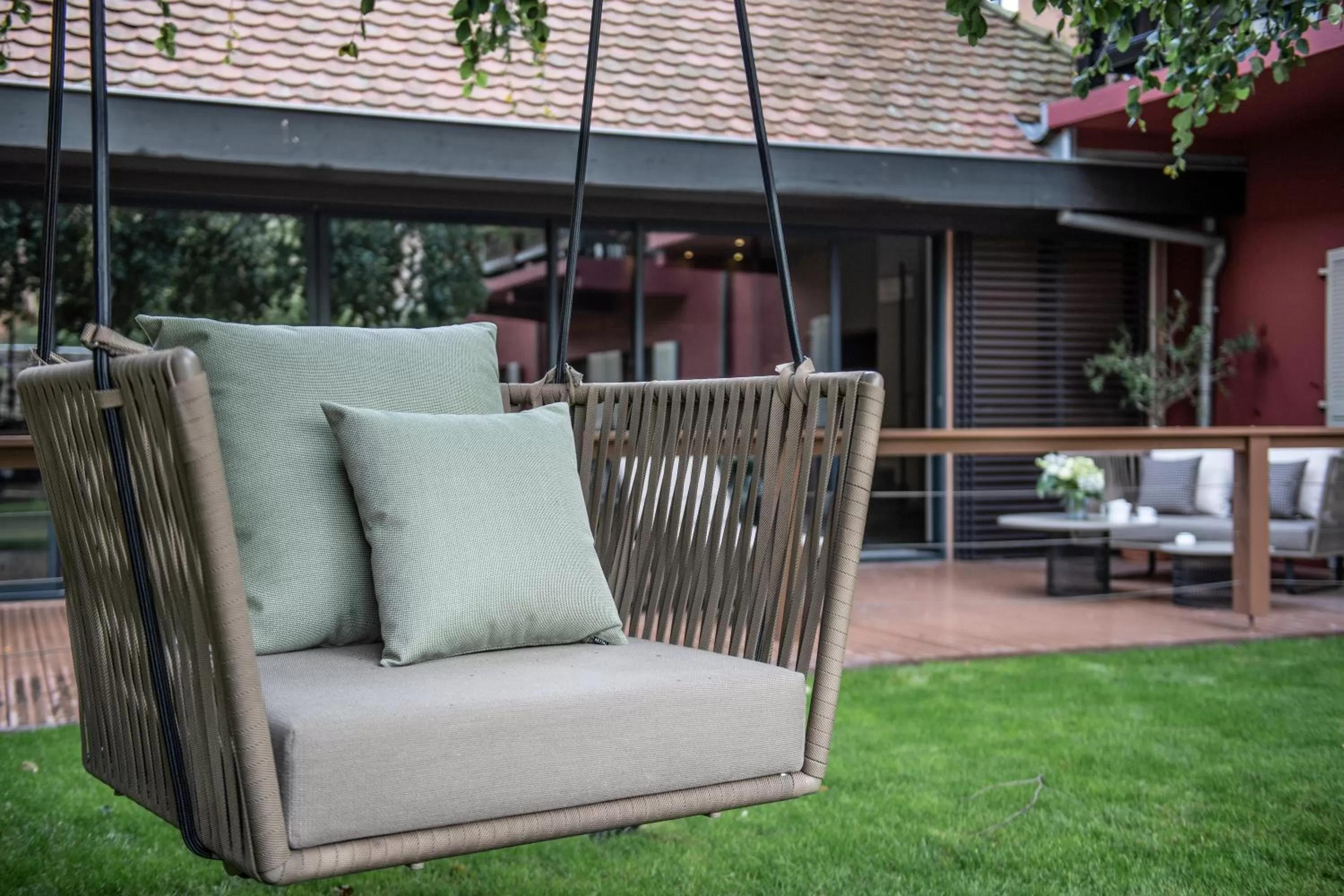 Patio in Relais et Châteaux Le Chambard