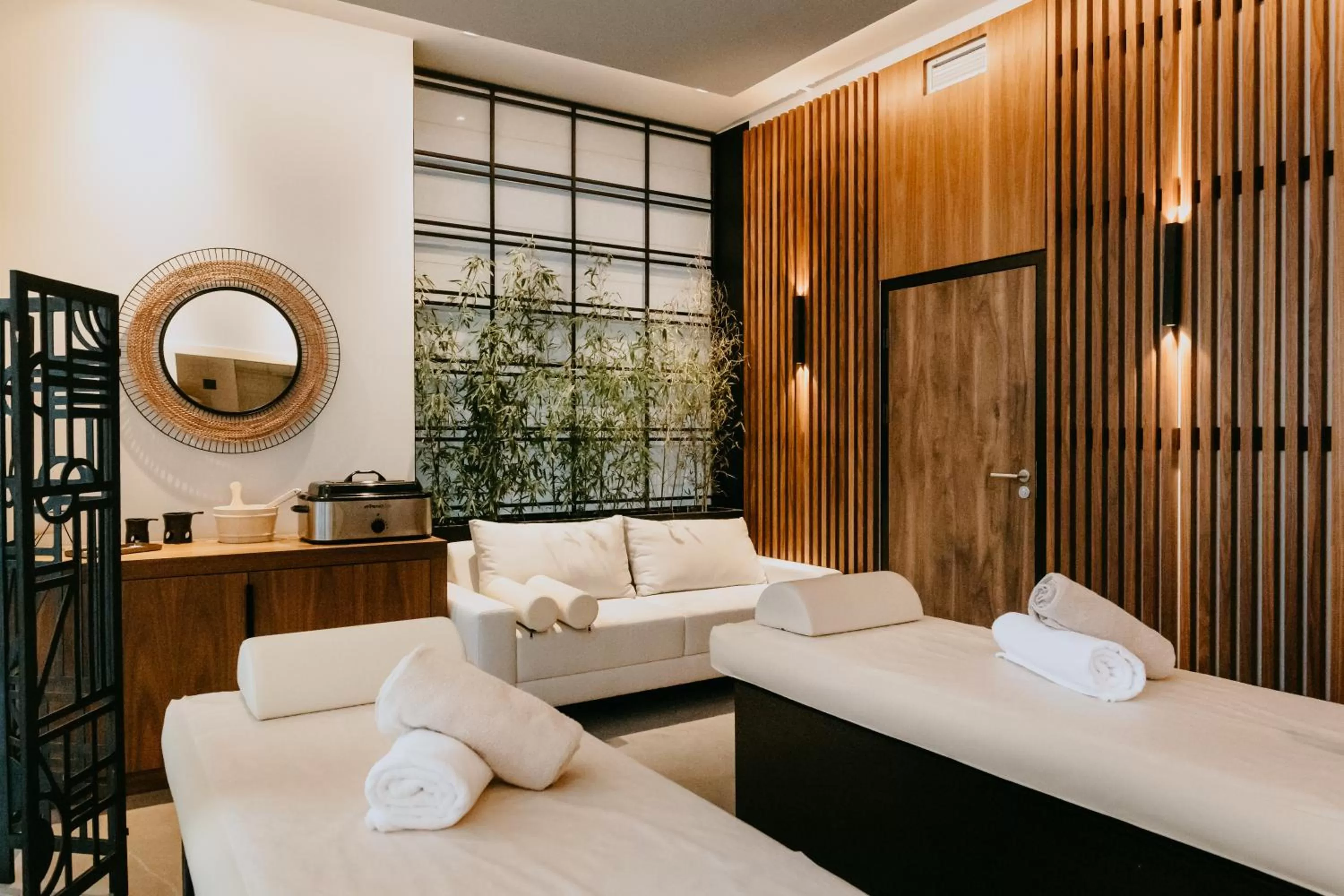 Spa and wellness centre/facilities, Bed in VISLOW Resort