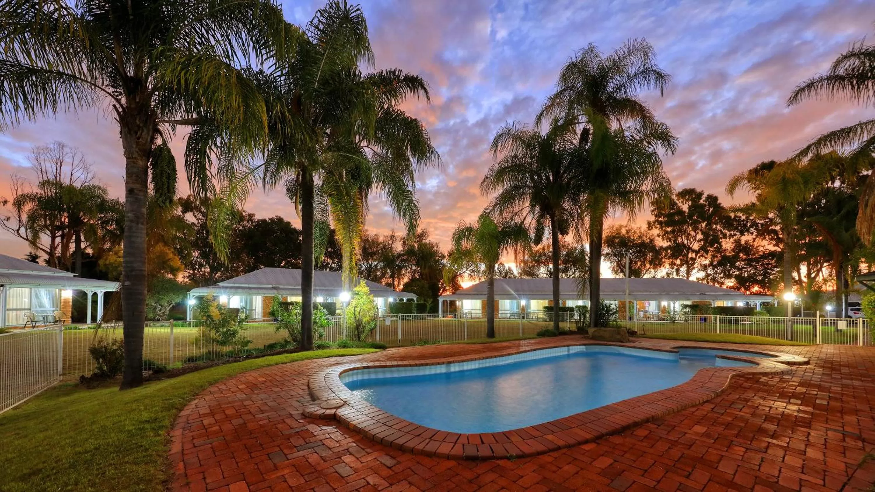 Property building in Chinchilla Great Western Motor Inn