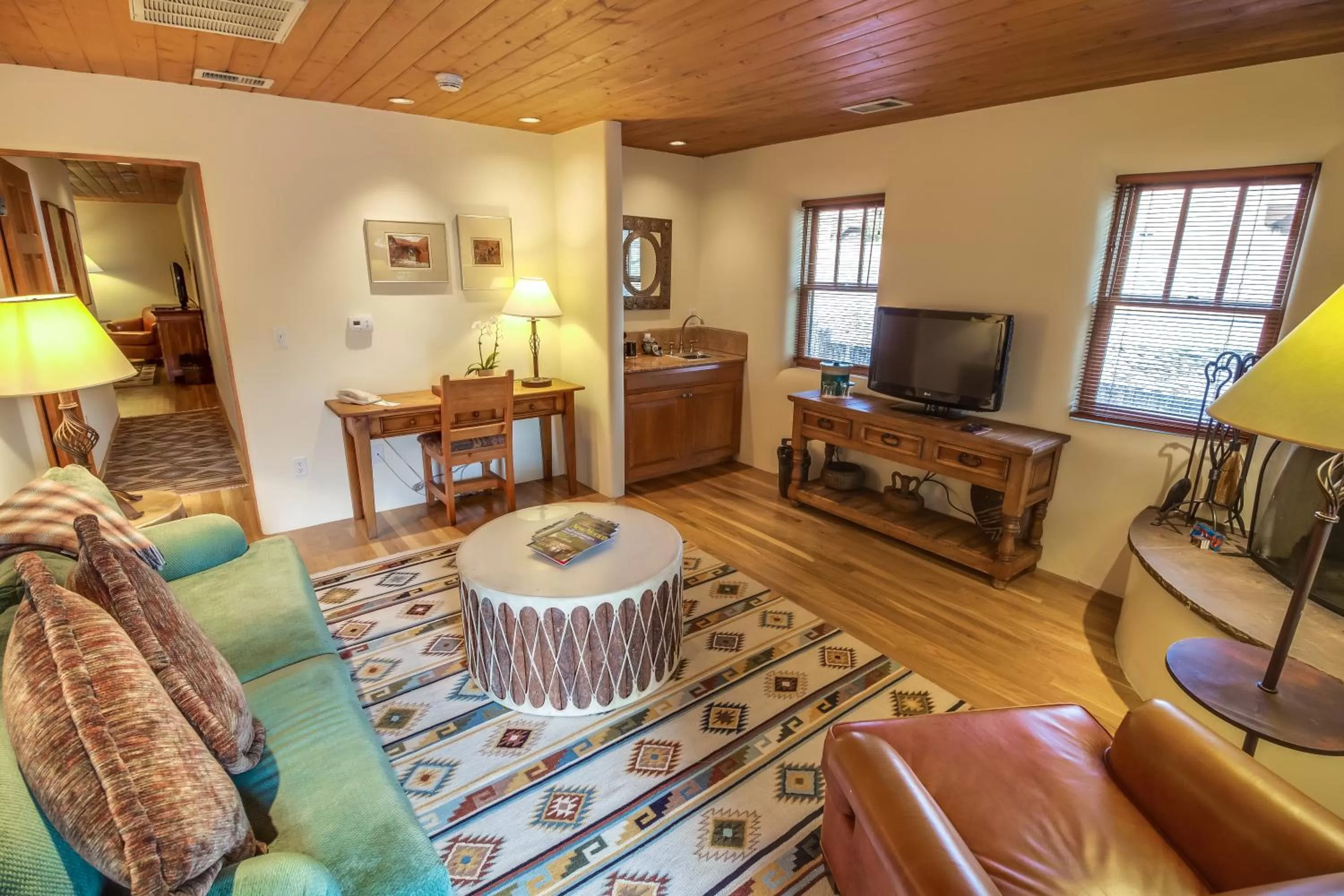 Living room in Inn on the Alameda