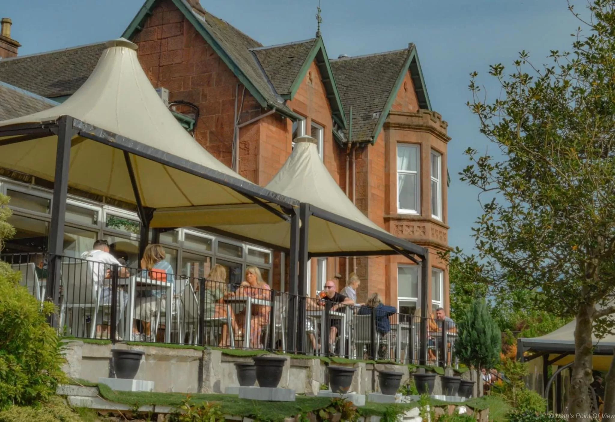 Property Building in Redstones