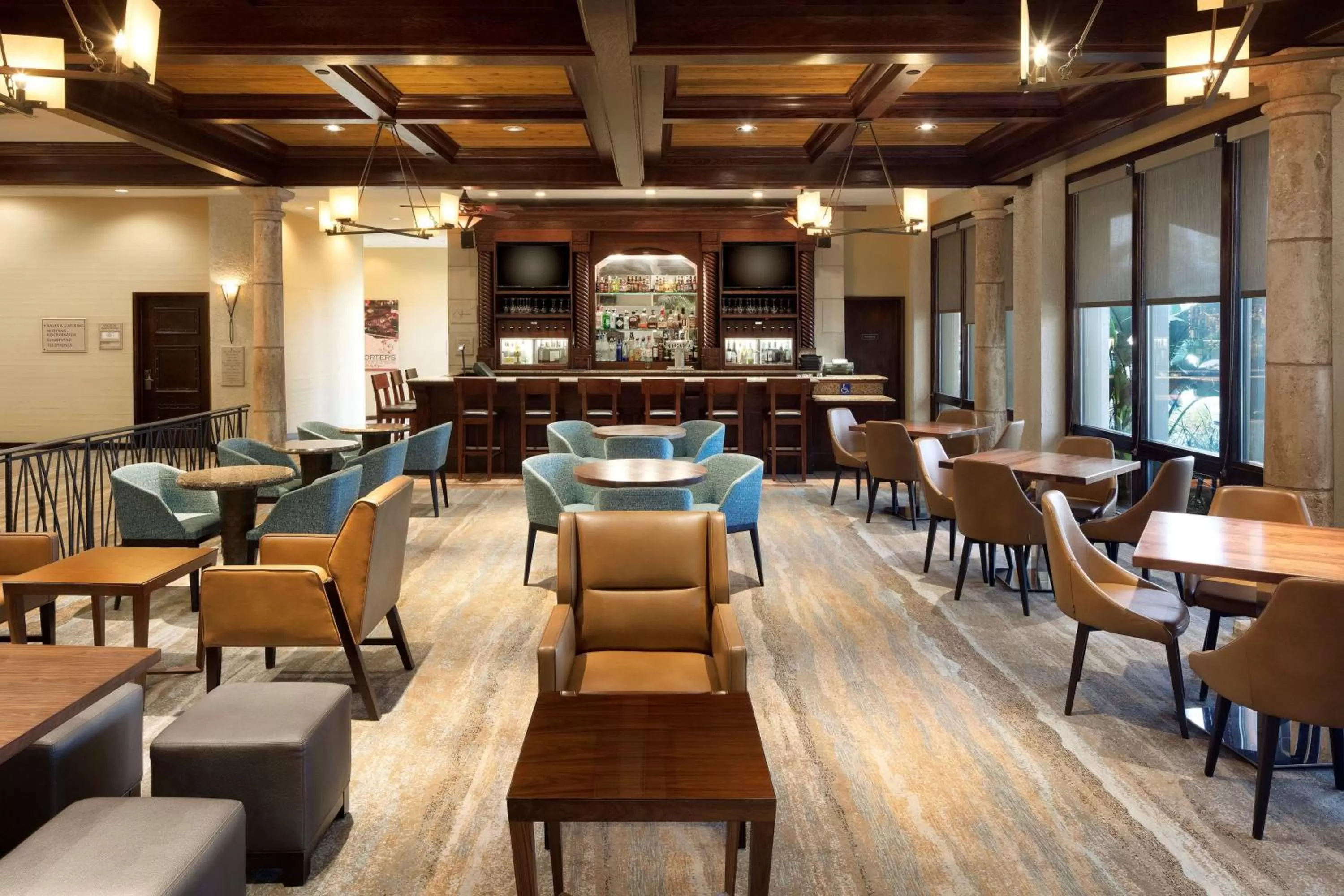 Restaurant/places to eat in DoubleTree by Hilton Ontario Airport