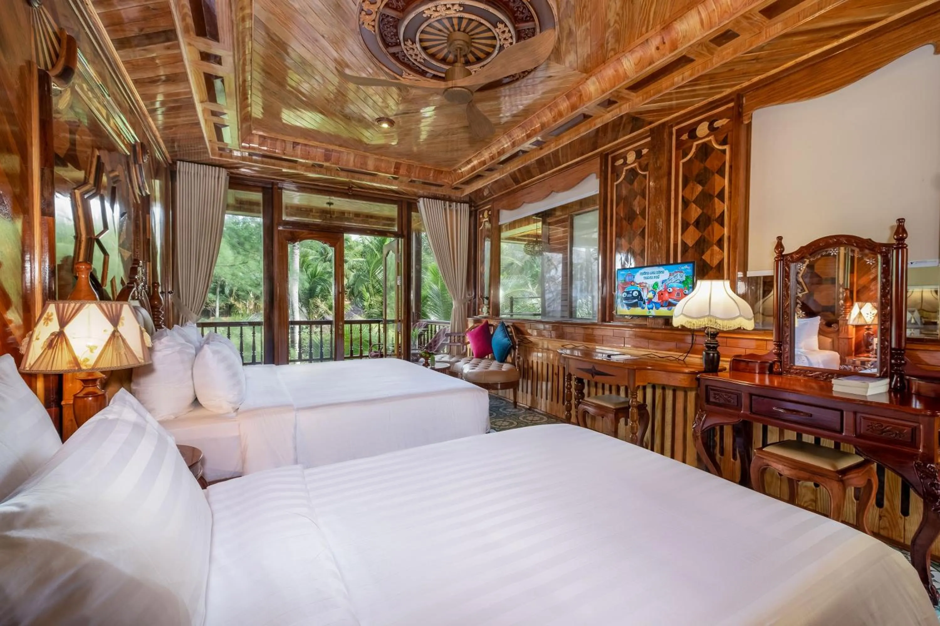 Photo of the whole room, Bed in Coco Palm Beach Resort