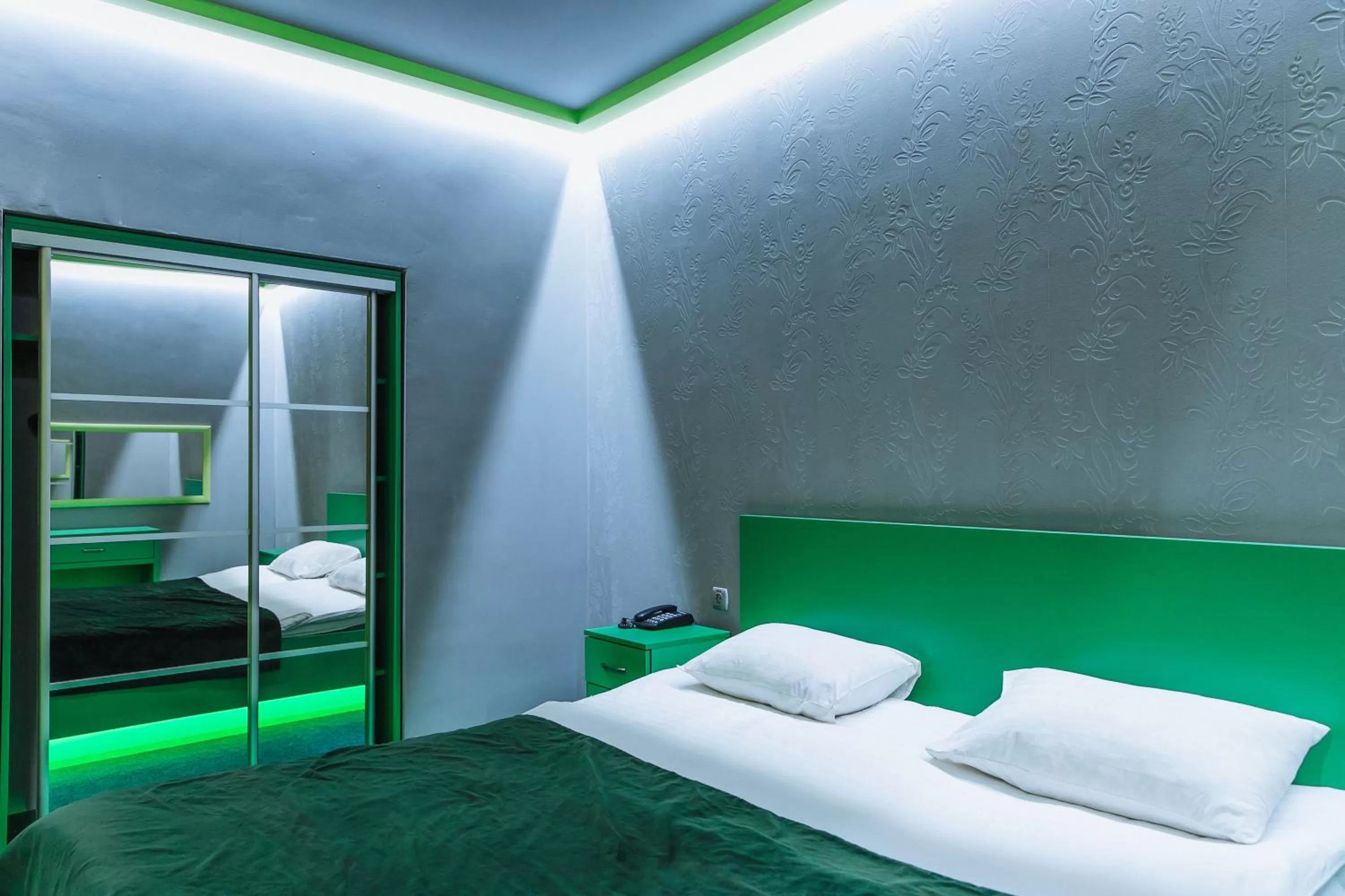 Bed in Viktoriya Family Hotel Restaurant complex