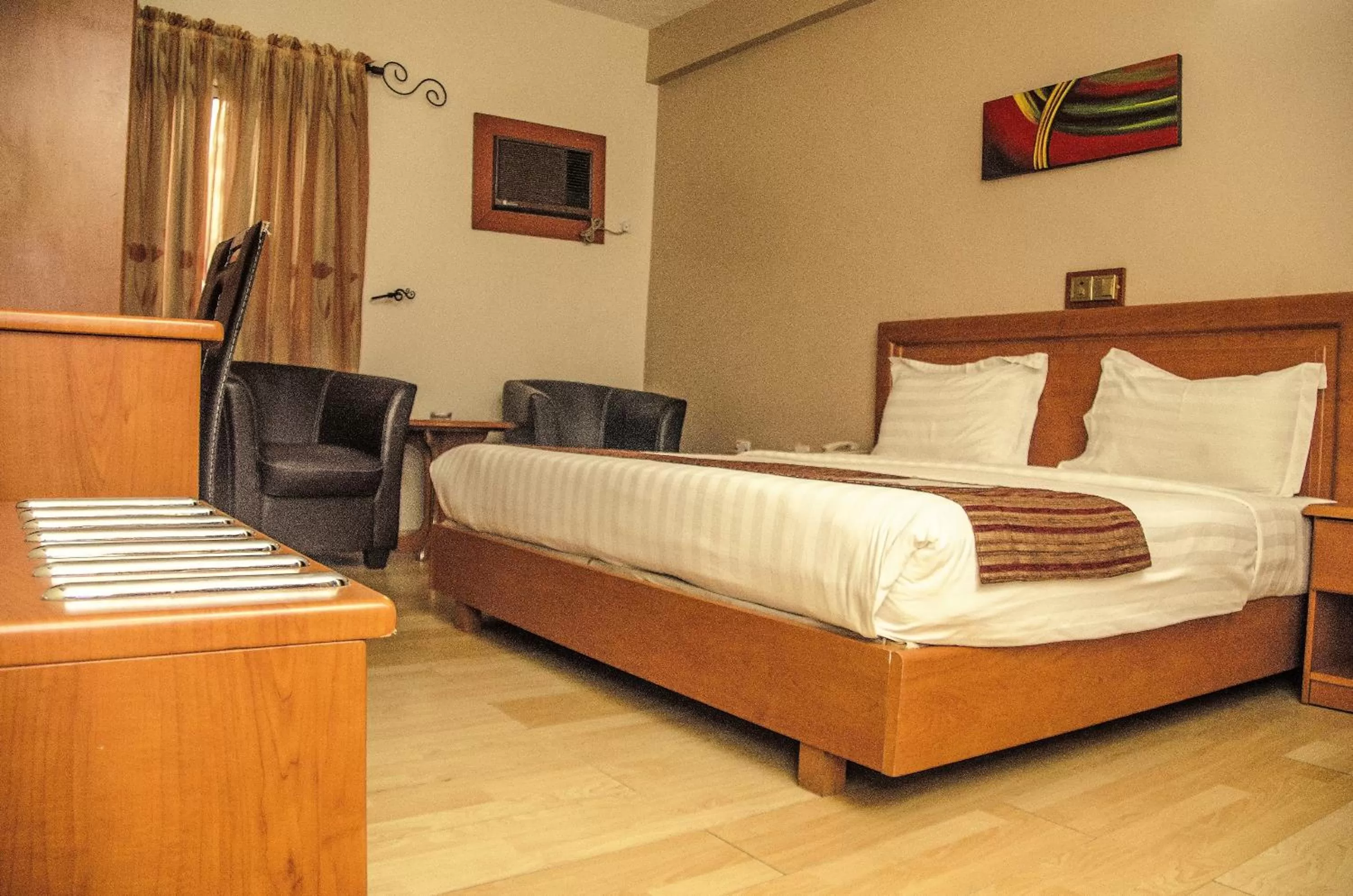 TV and multimedia, Bed in Hotel Rosebud