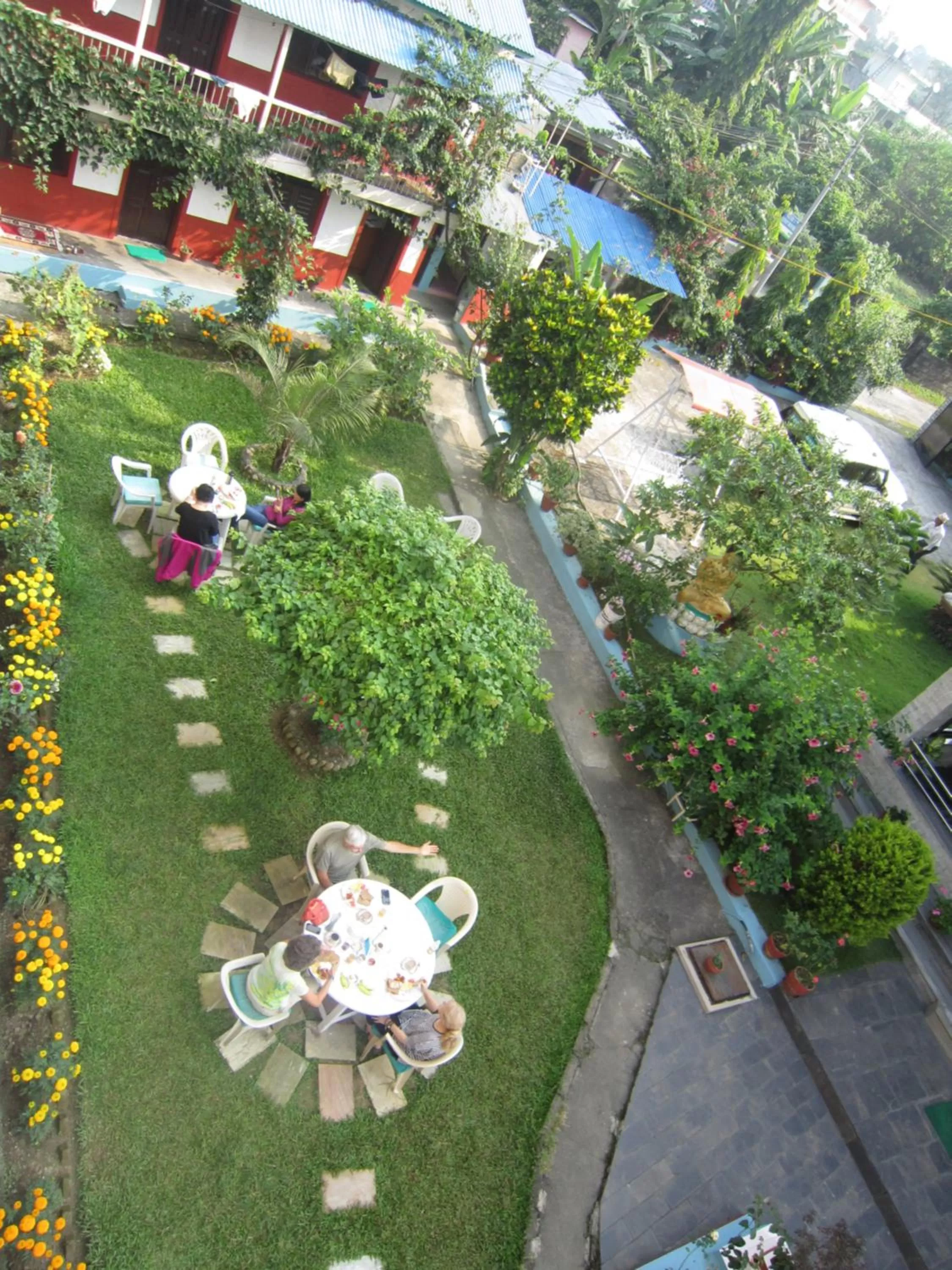 group of guests in New Annapurna Guest House