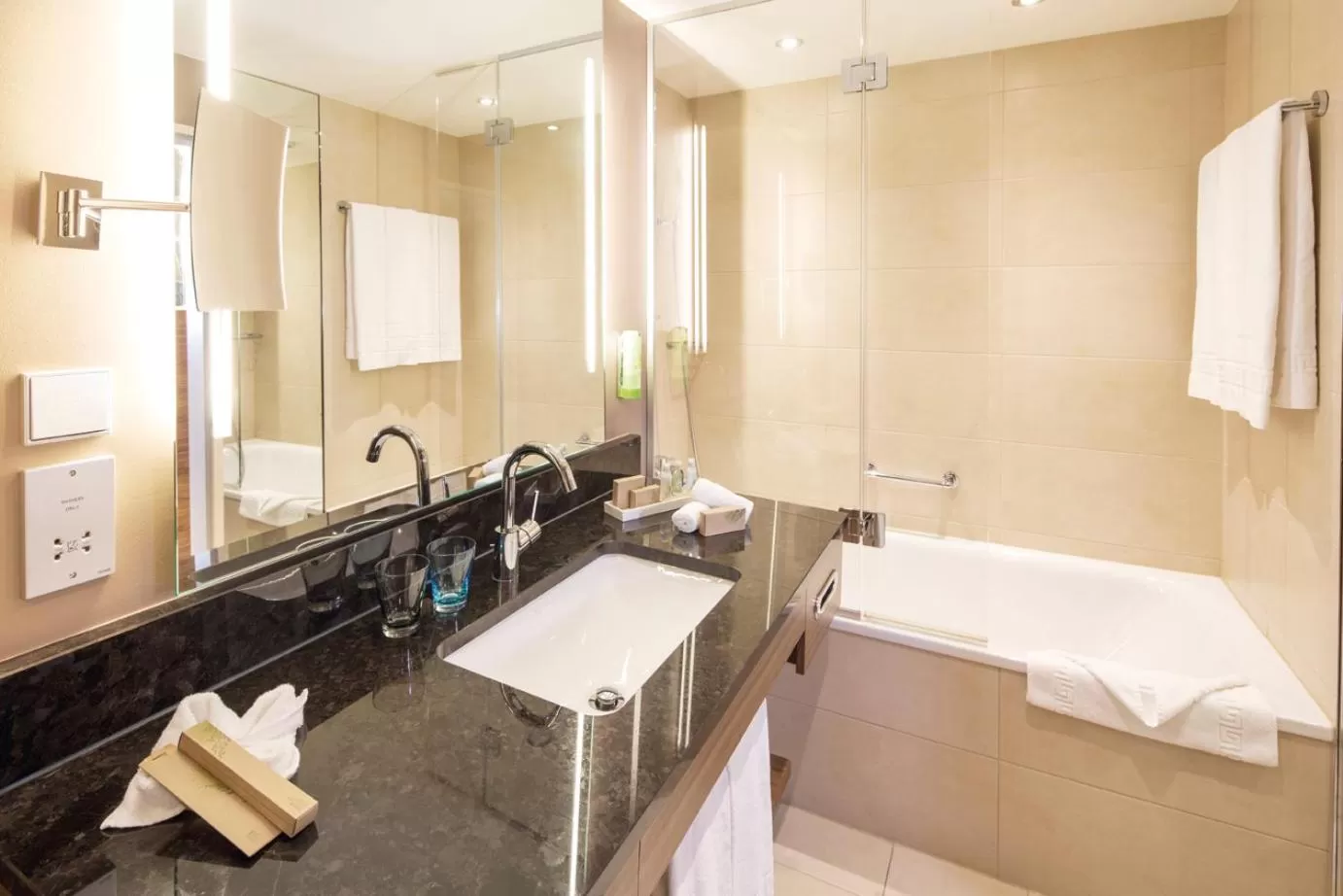 Bathroom in Mövenpick Hotel Geneva