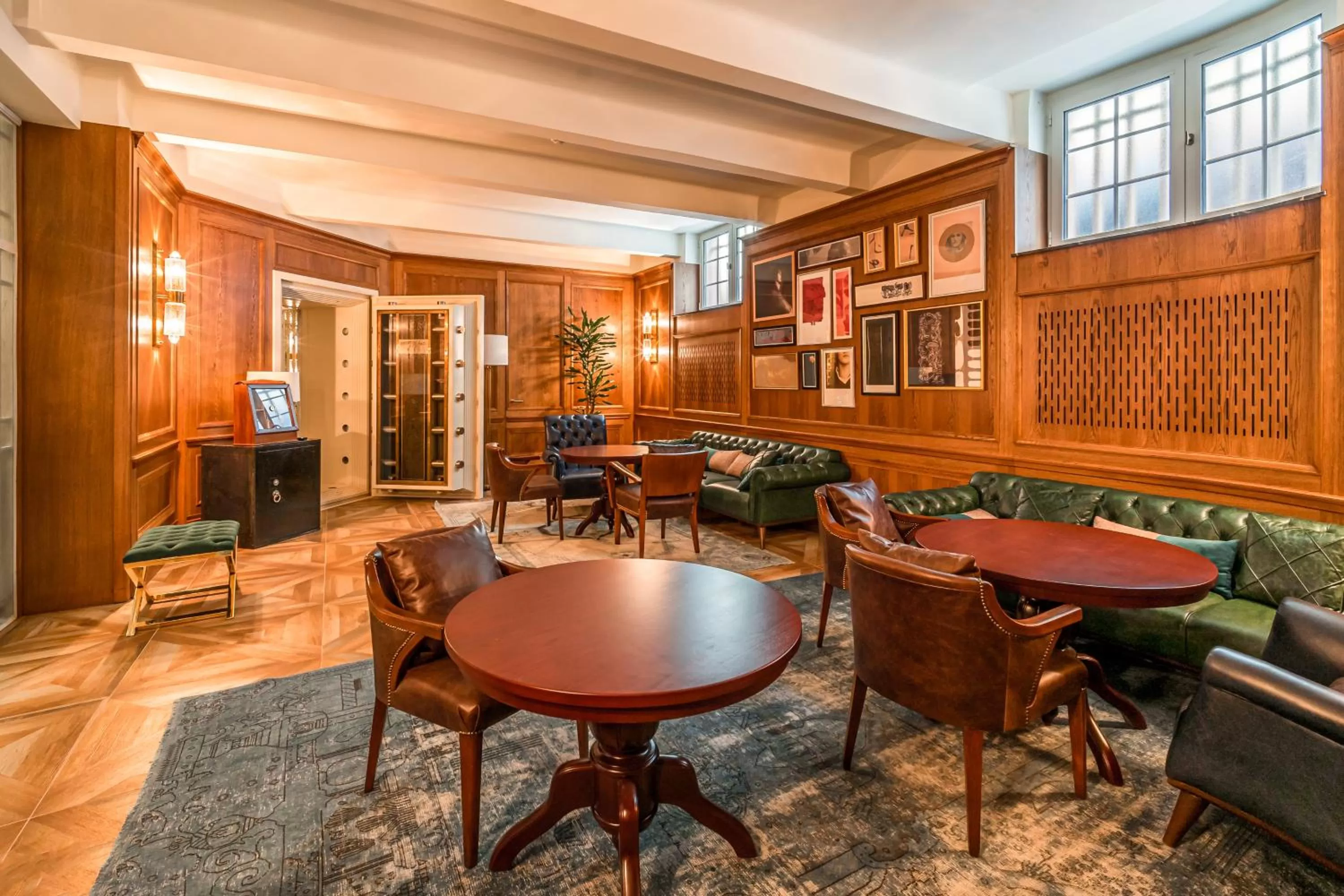 Business facilities in Hotel Capital