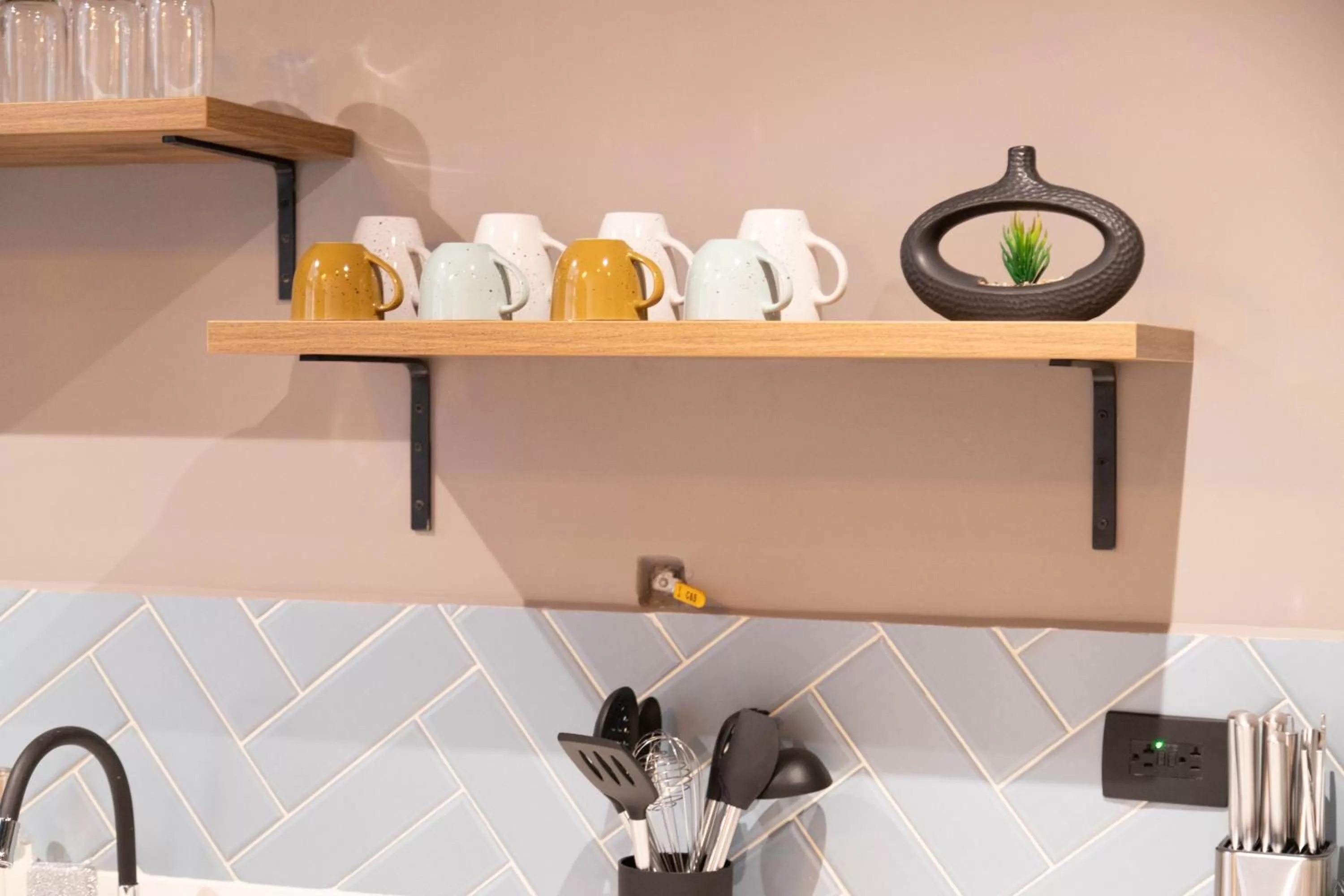 Coffee/tea facilities in Royal Living Poblado