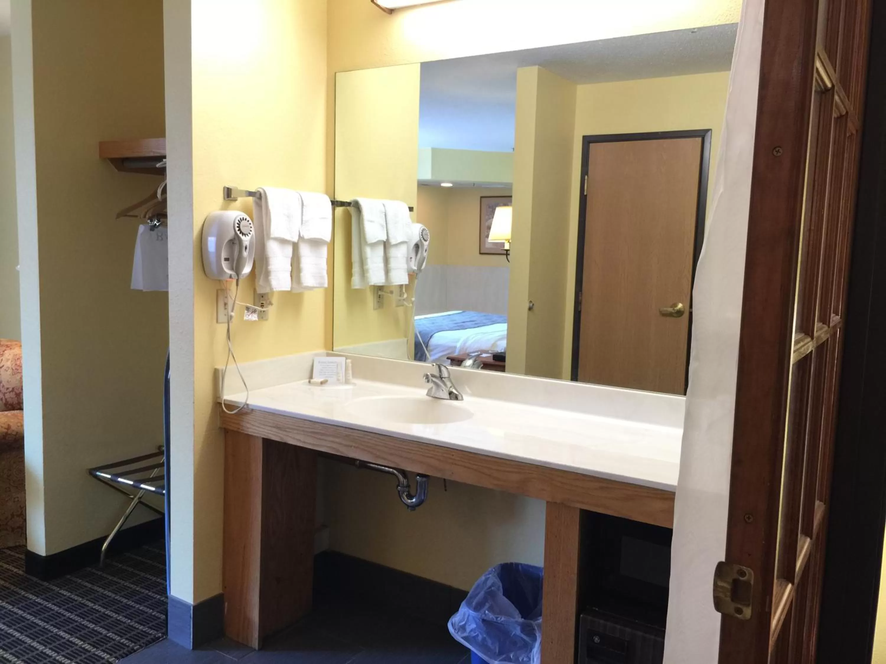 Bathroom in Quality Inn & Suites Harrington - Milford