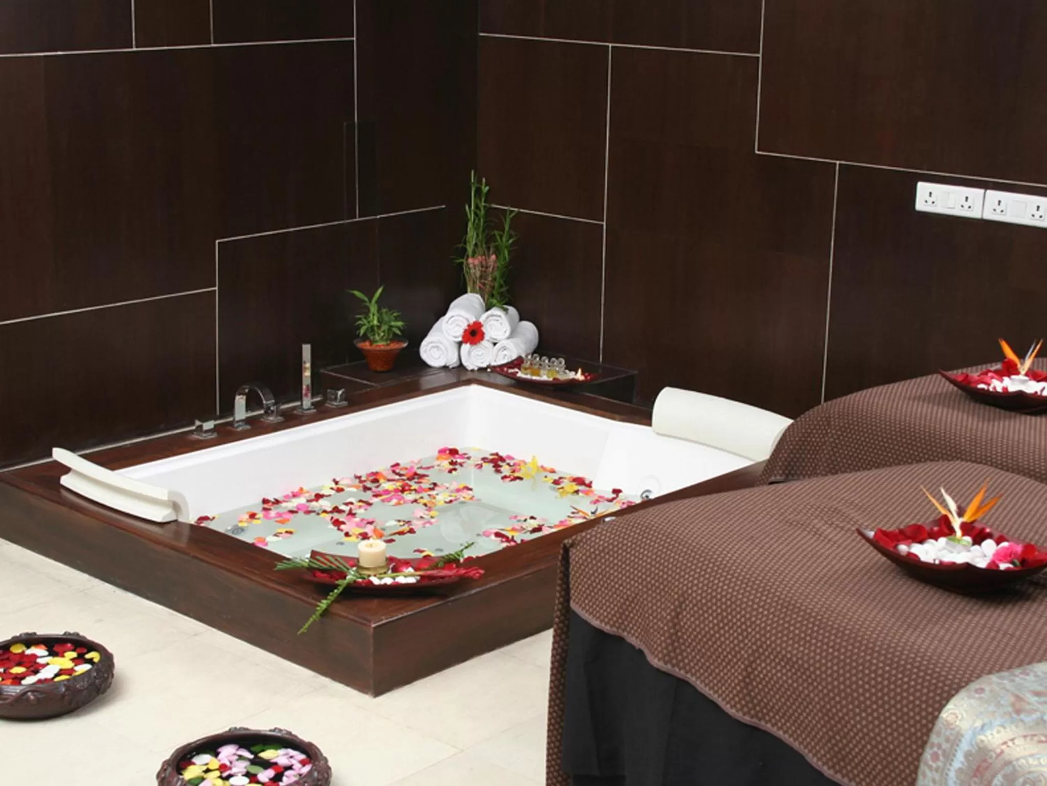 Massage in Novotel Hyderabad Convention Centre